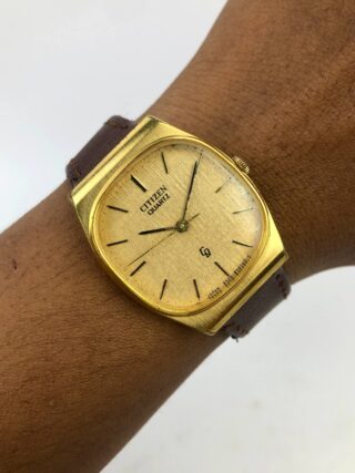 CITIZEN CRYSTON QUARTZ GOLD TEXTURE DIAL