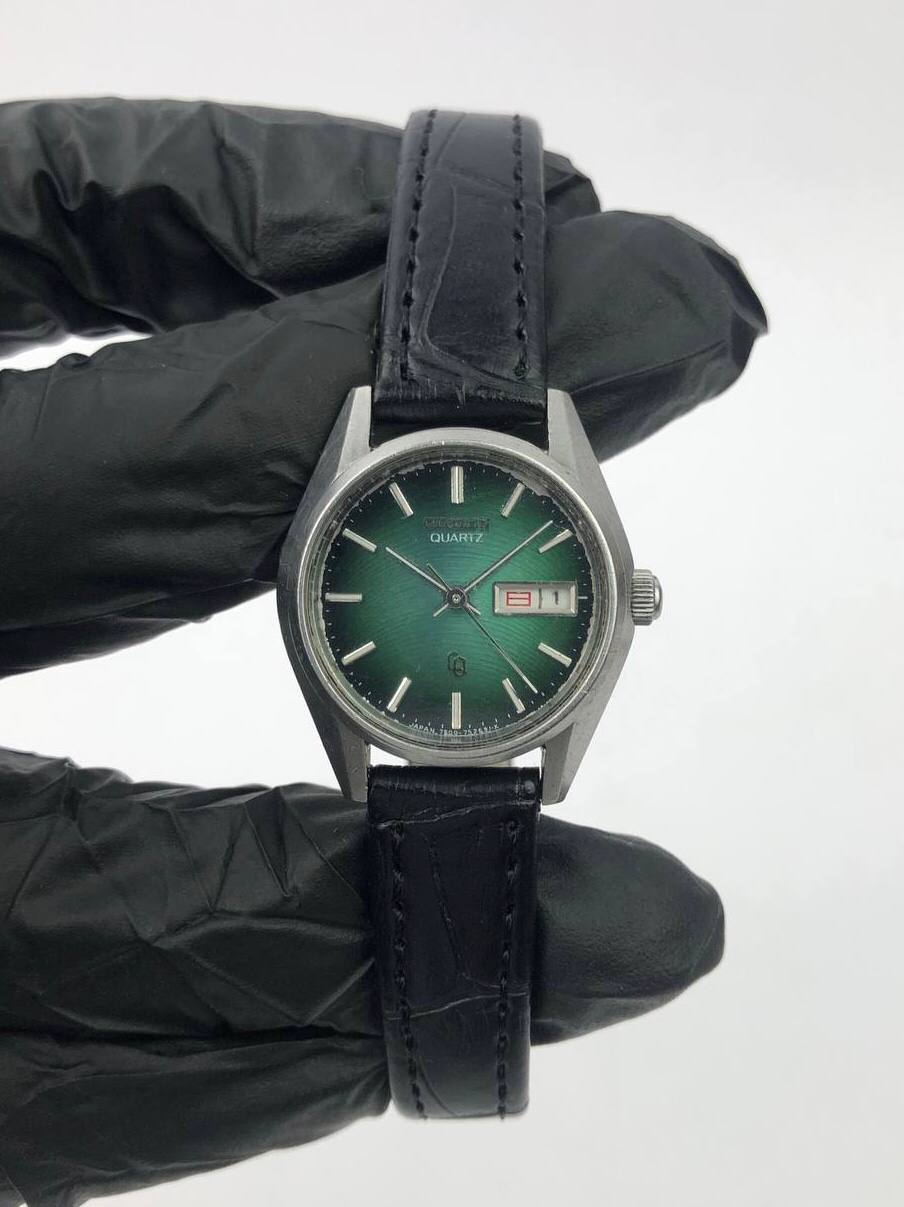 CITIZEN CQ LADIES GREEN SUNBURST DIAL - Gambar 3