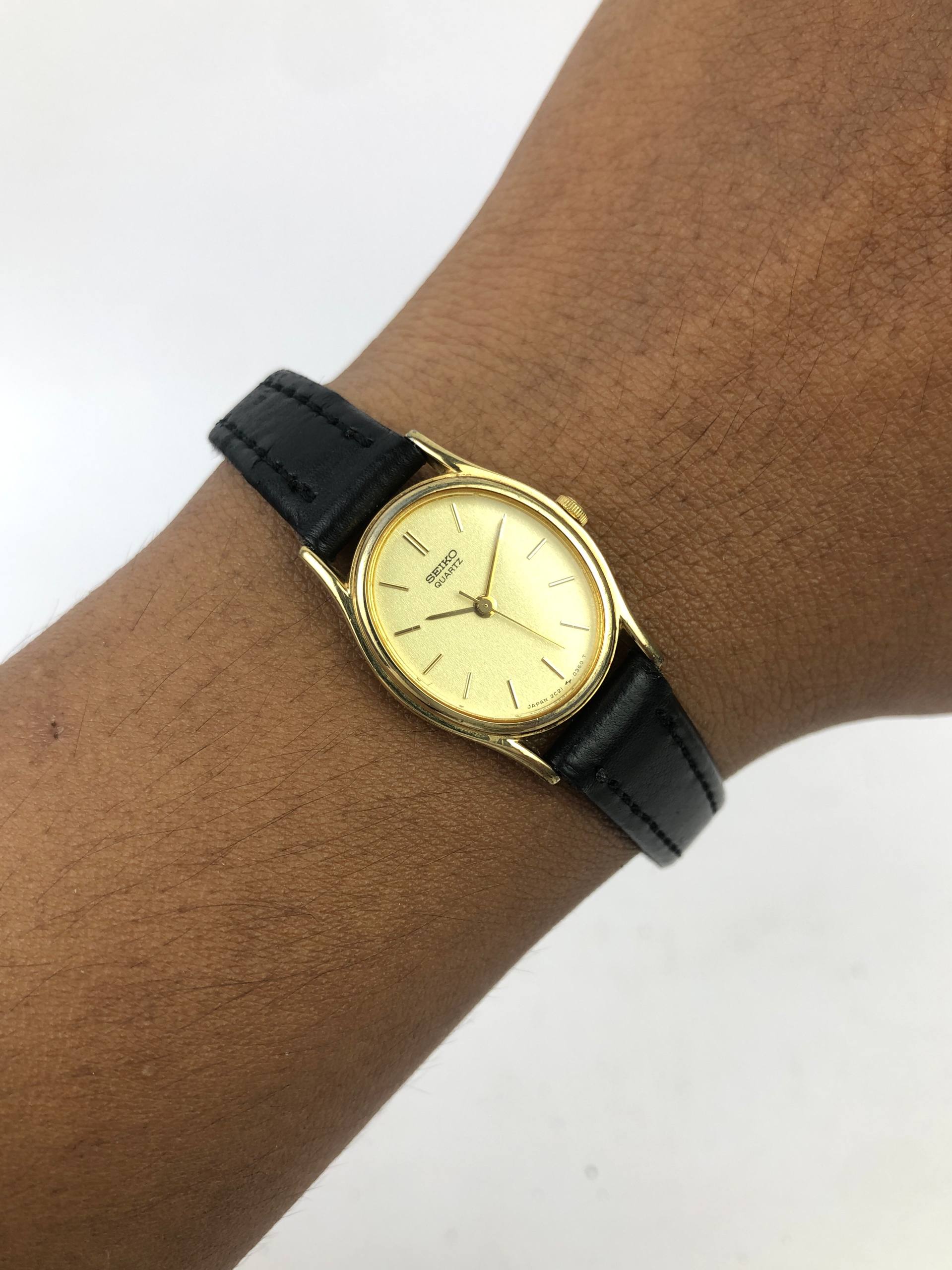 SEIKO LADIES OVA QUARTZ KLASIK