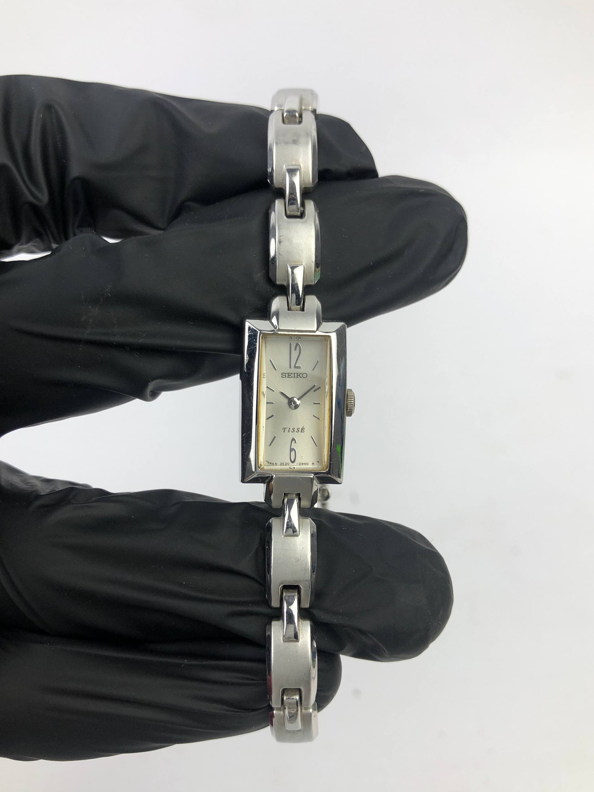 BEAUTIFUL SEIKO TISSE TANK BANGLE QUARTZ - Gambar 2