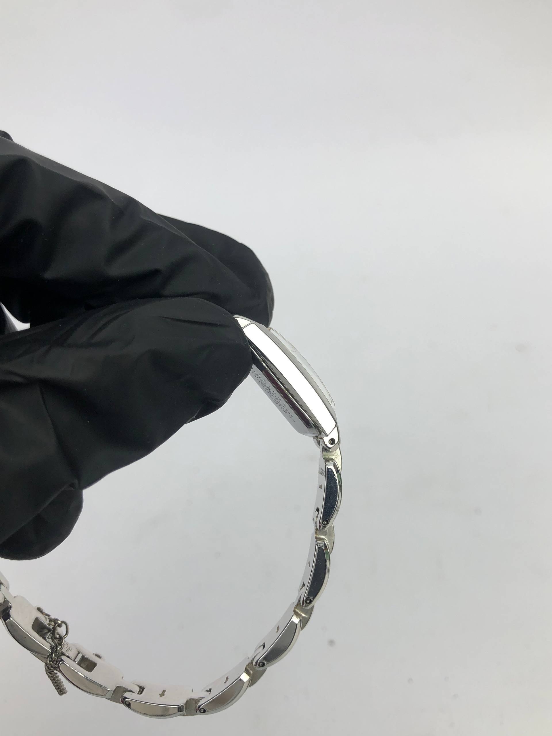 BEAUTIFUL SEIKO TISSE TANK BANGLE QUARTZ - Gambar 6