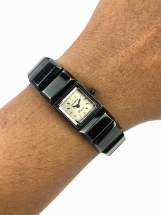 GRANDEUR LADIES SQUARE