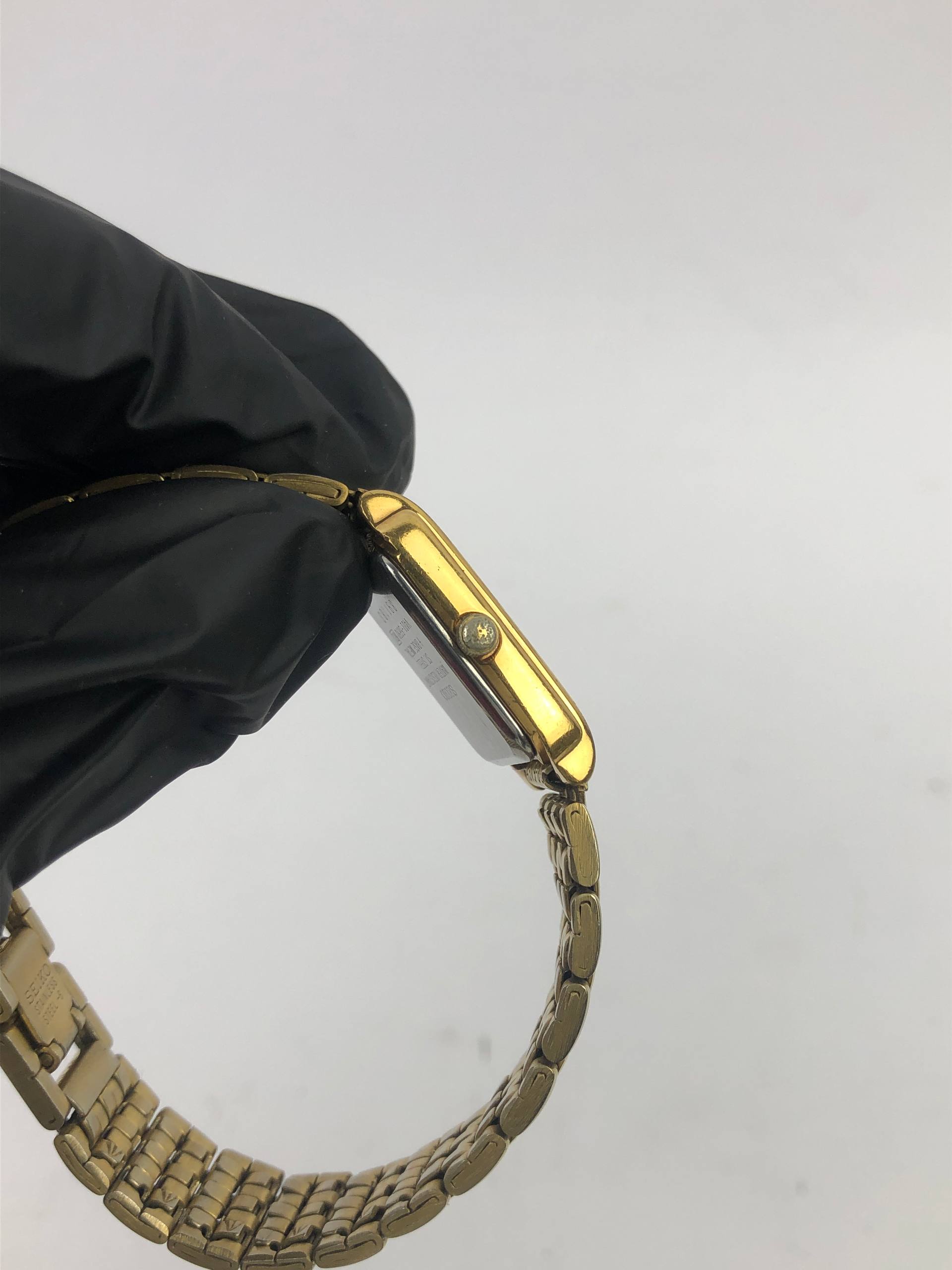 BEAUTIFUL SEIKO LADIES TANK BRACELET GOLD - Gambar 5