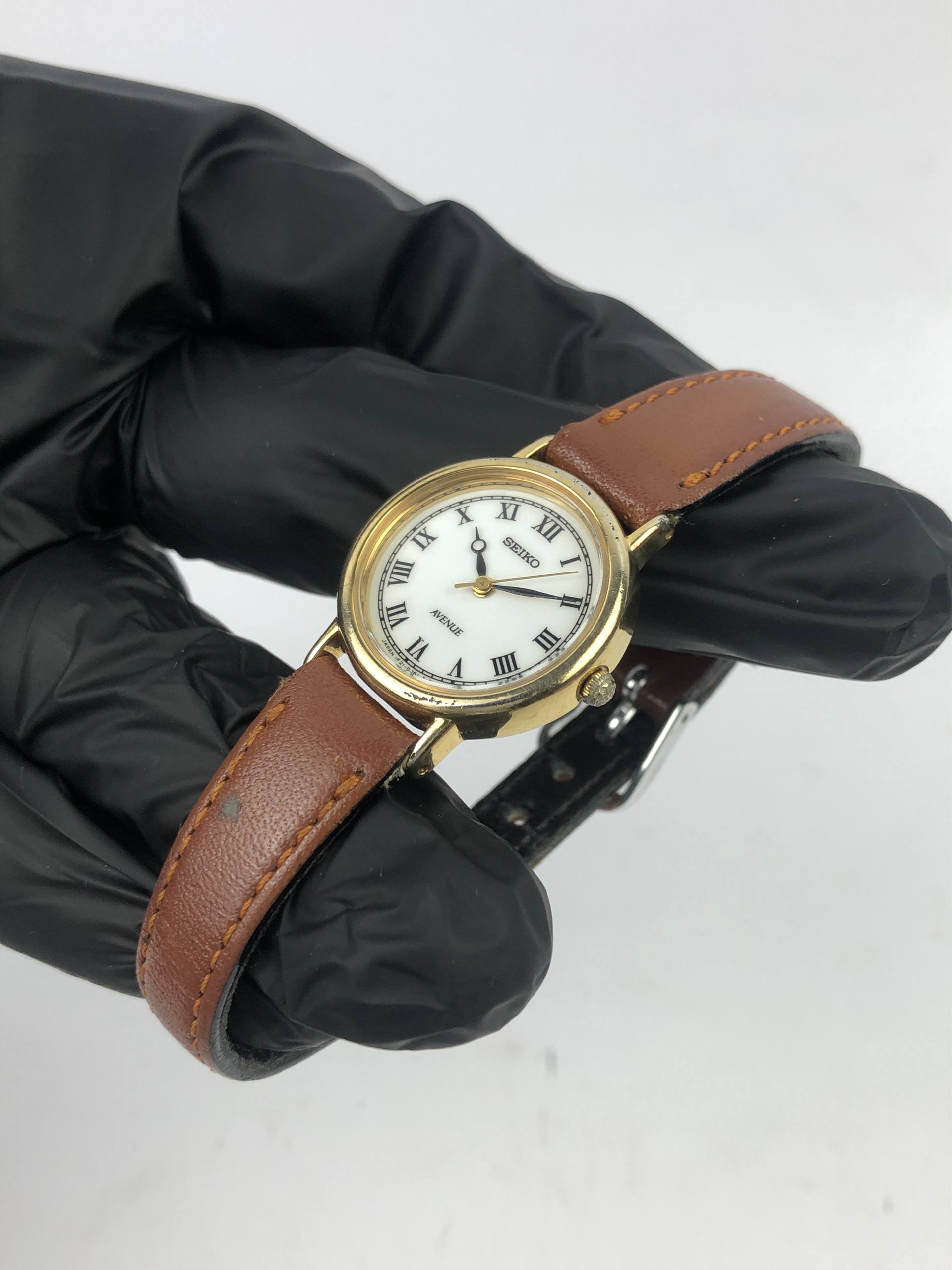 SEIKO AVENUE QUARTZ ROMAN DIAL - Gambar 3