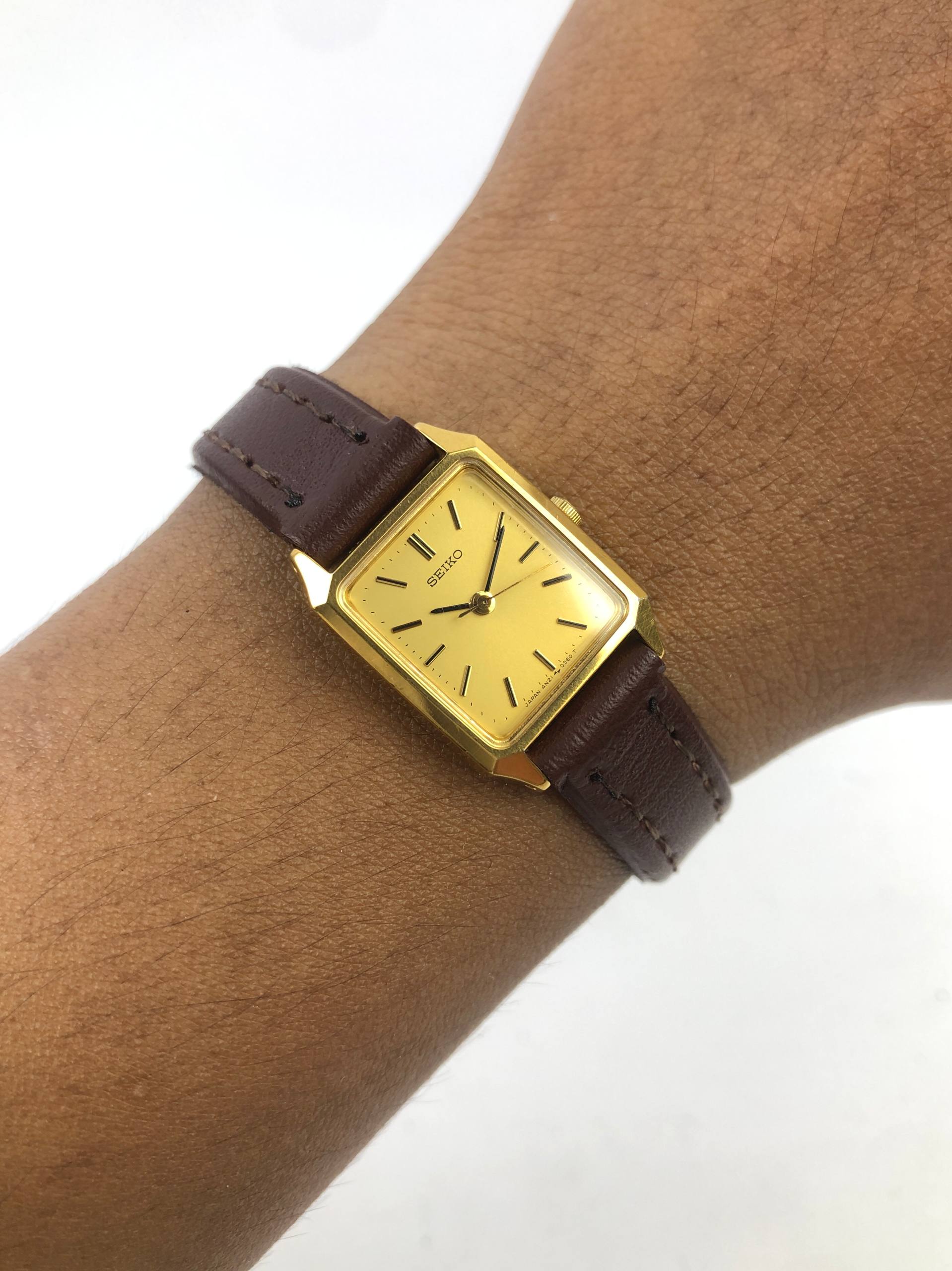 SEIKO TANK SPIRIT QUARTZ LADIES