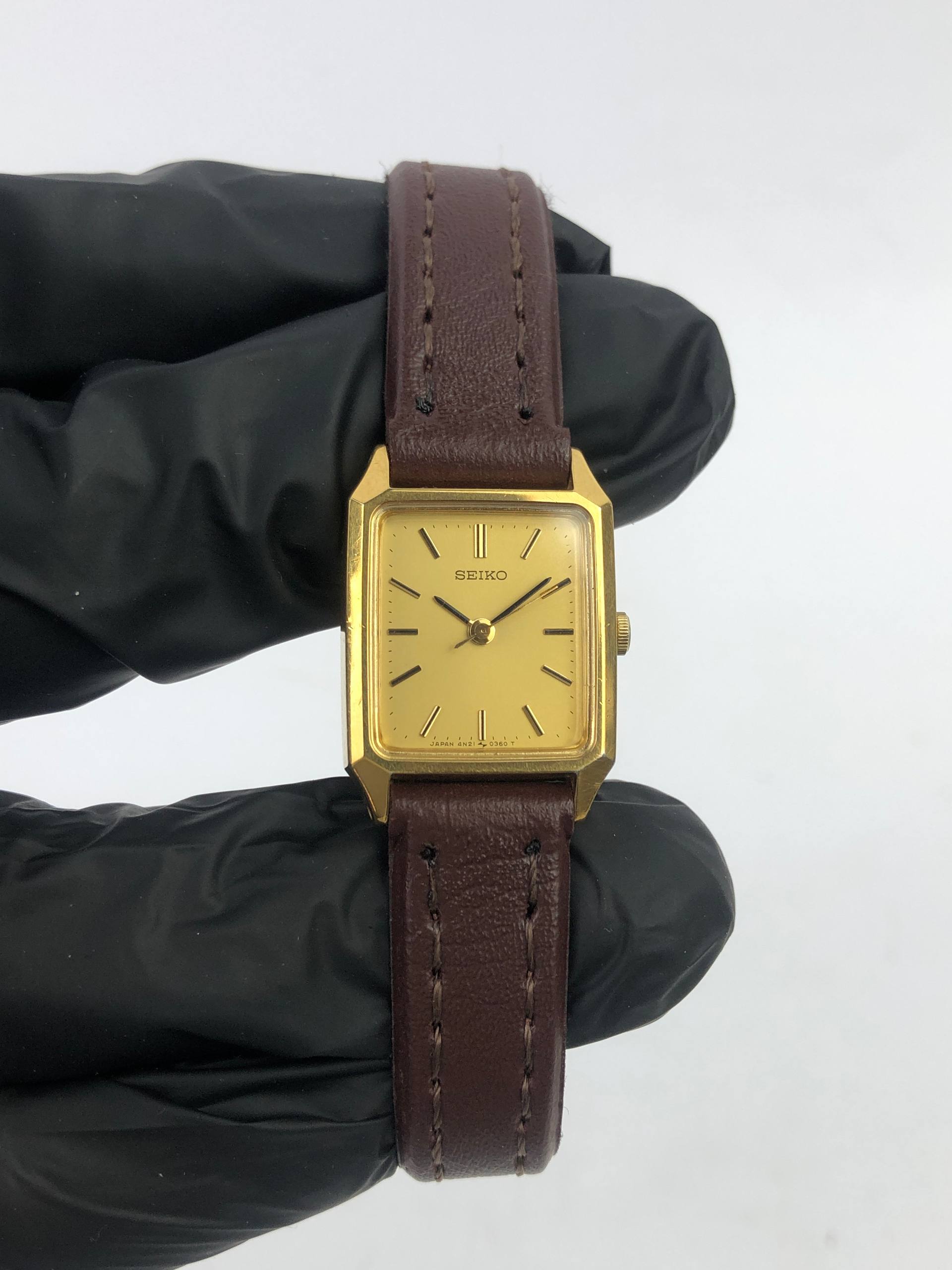 SEIKO TANK SPIRIT QUARTZ LADIES - Gambar 2