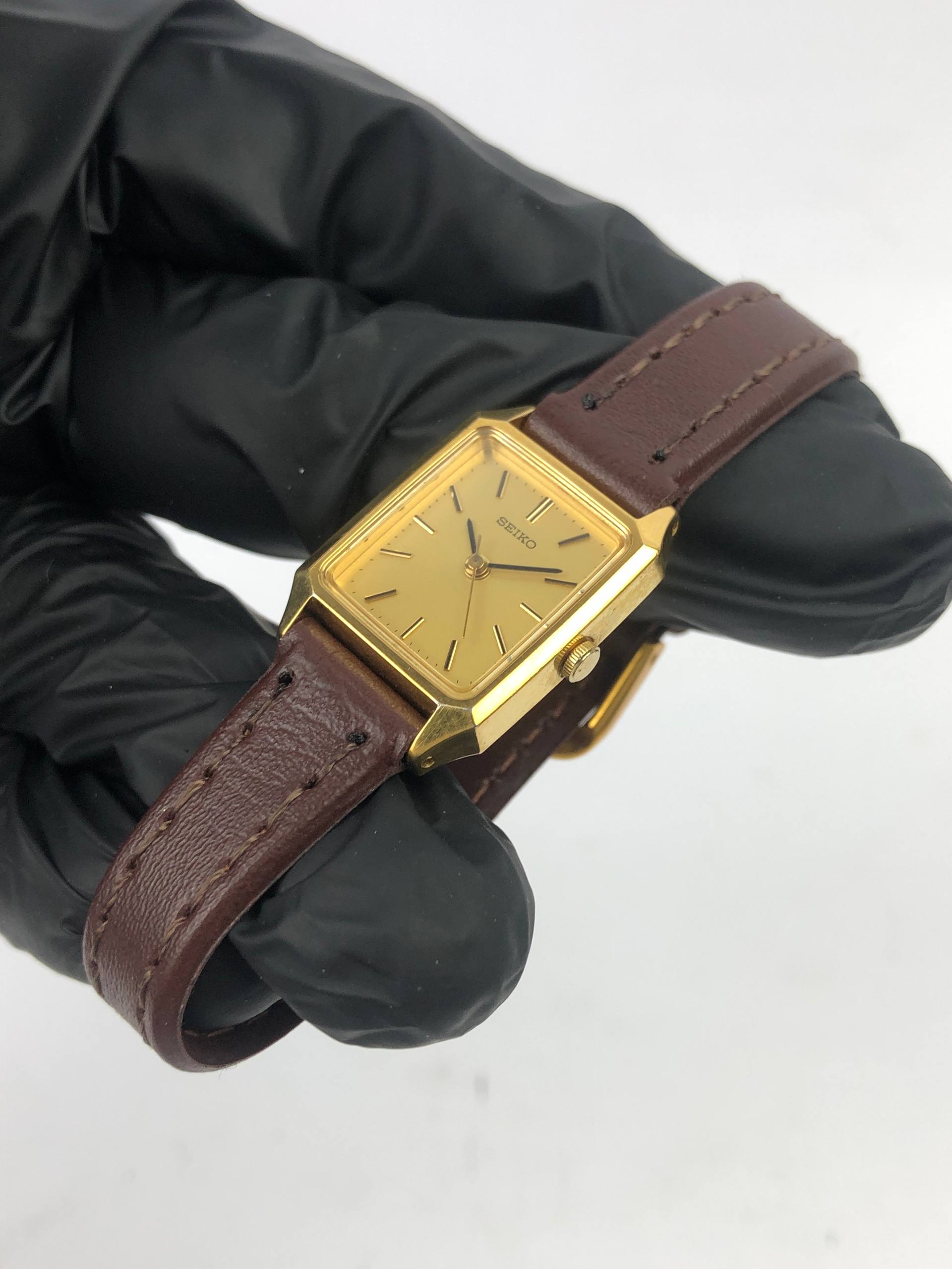 SEIKO TANK SPIRIT QUARTZ LADIES - Gambar 3