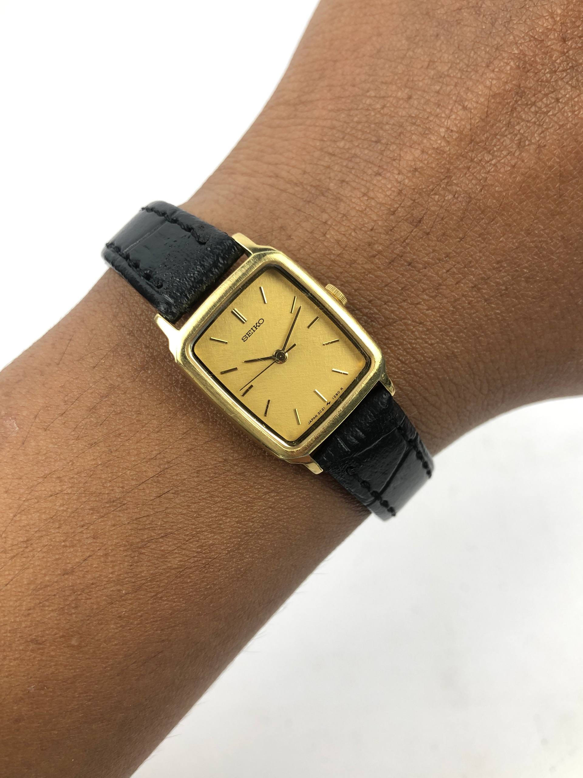 SEIKO TANK QUARTZ LADIES GOLD ORIGINAL