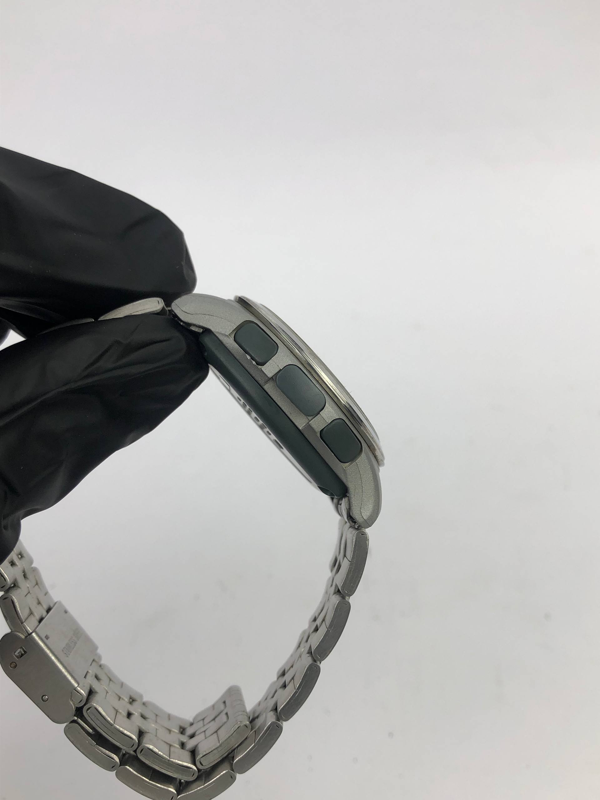 Q&Q RADIO CONTROLLED ALL ORIGINAL - Gambar 5