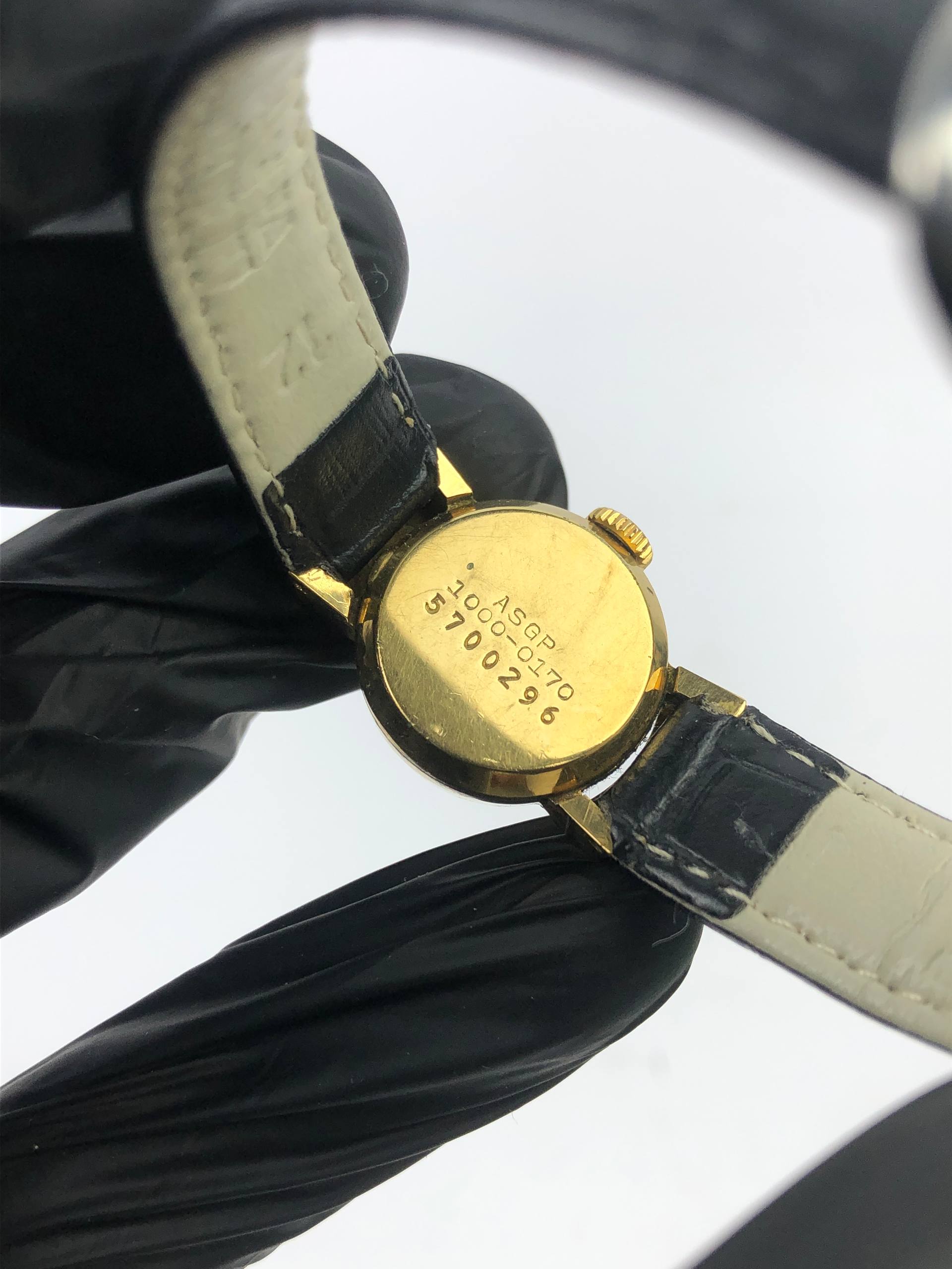VINTAGE SEIKO SOLAR LADIES GOLD CASE - Gambar 7