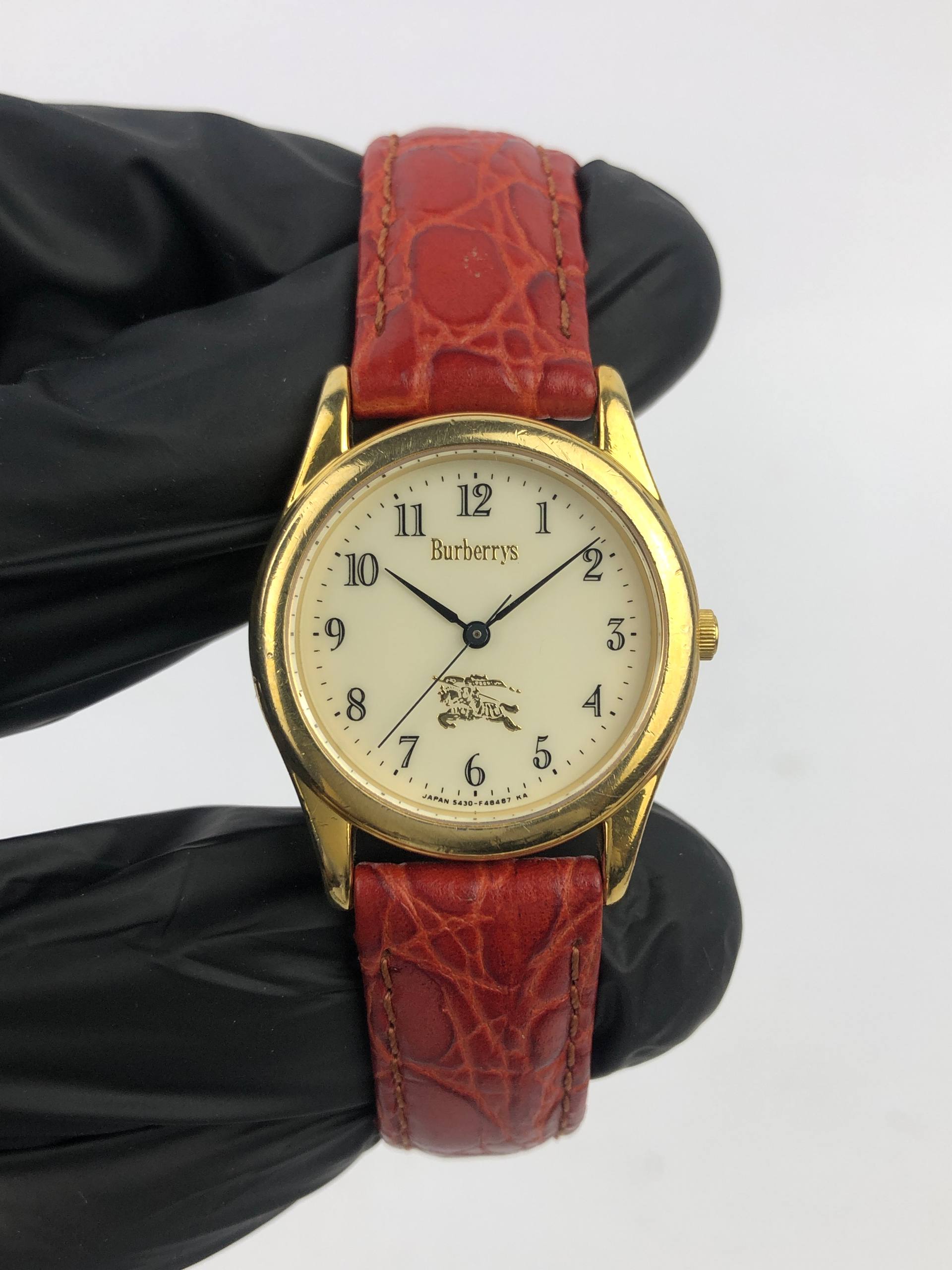 BURBERRYS CITIZEN FULL GOLD KLASIK - Gambar 2