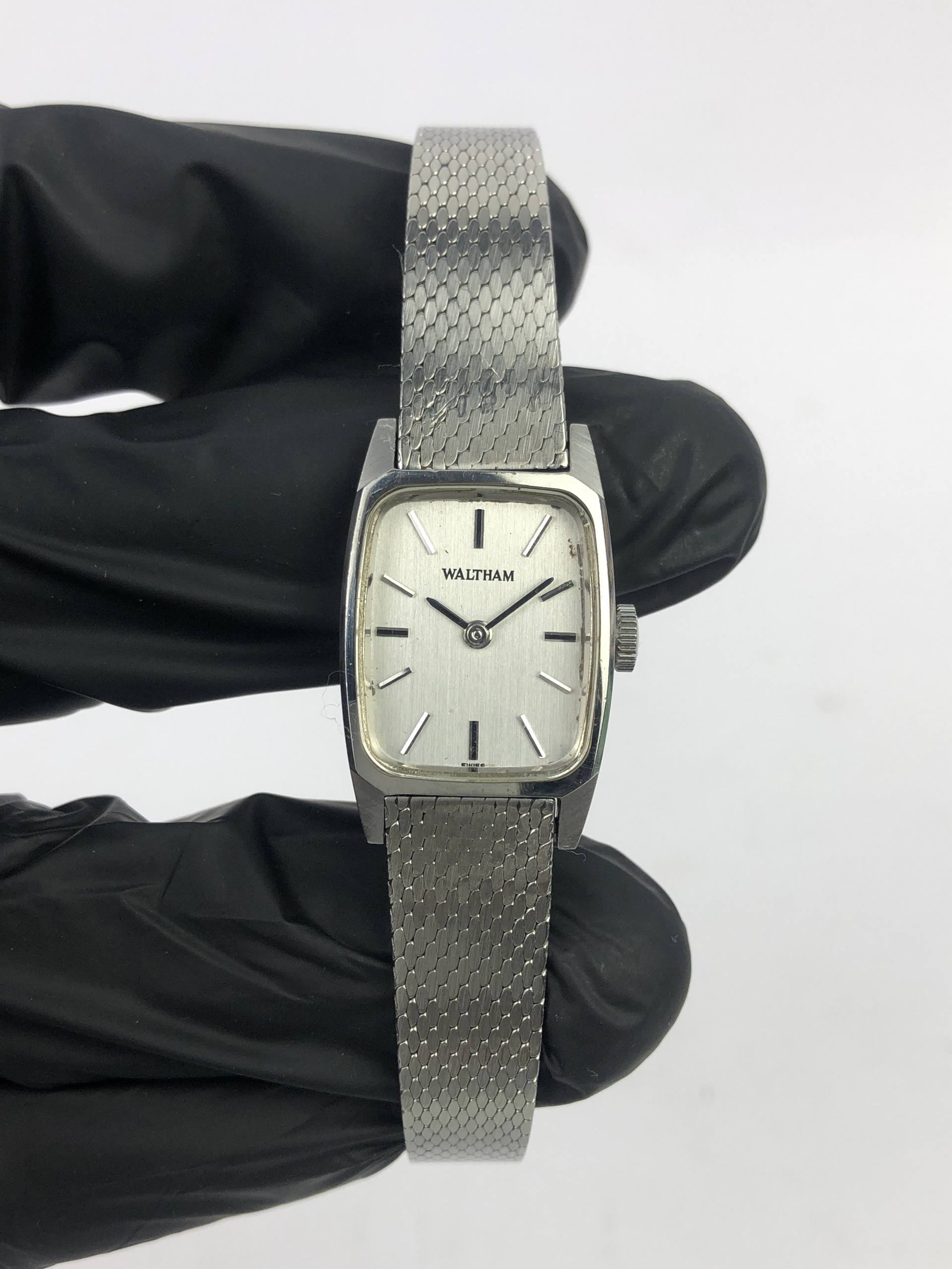 SWISSMADE WALTHAM LADIES TONNEAU - Gambar 2