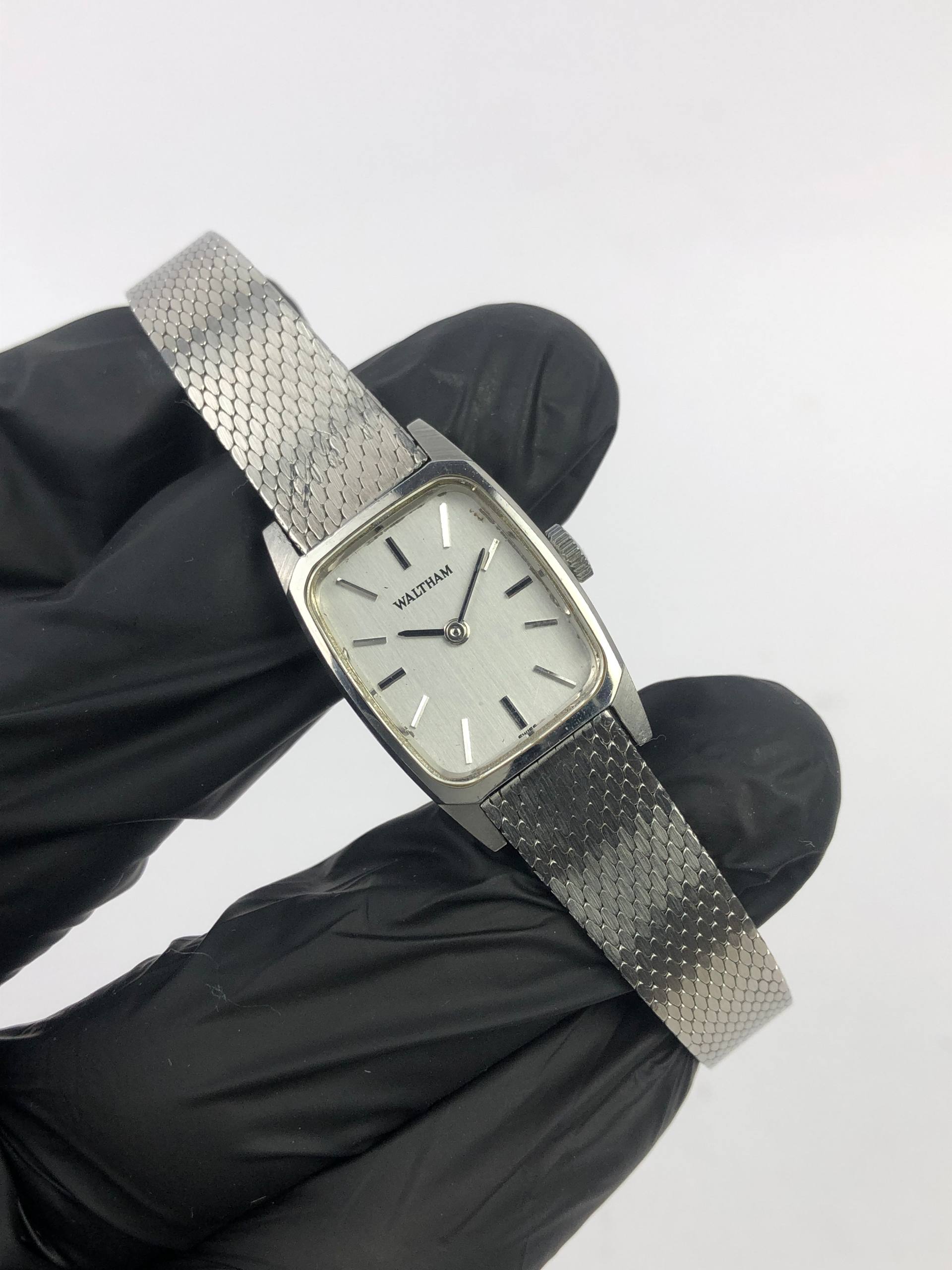 SWISSMADE WALTHAM LADIES TONNEAU - Gambar 4