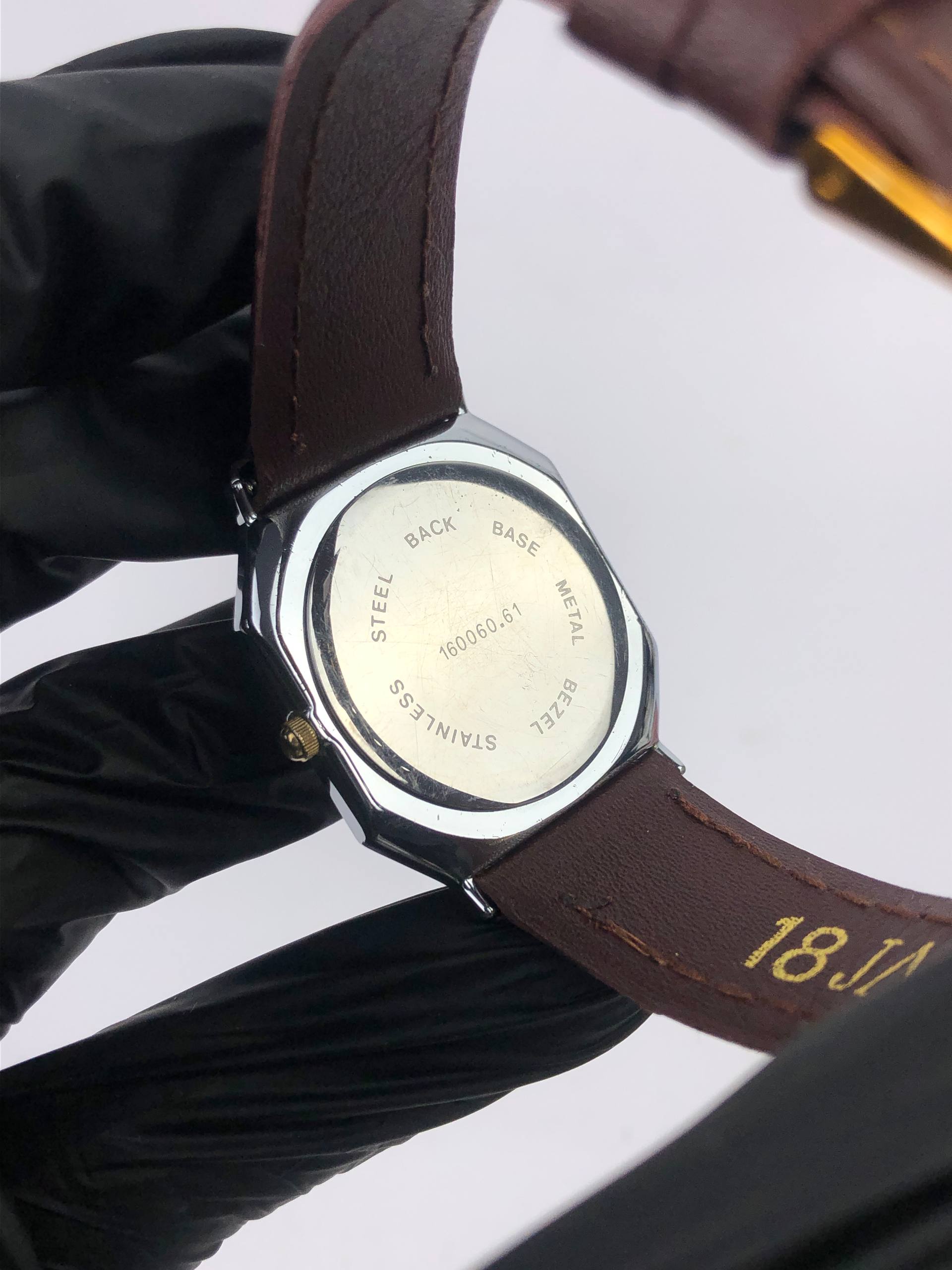 SWISSMADE TECHNOS TWOTONE LINEN DIAL - Gambar 6