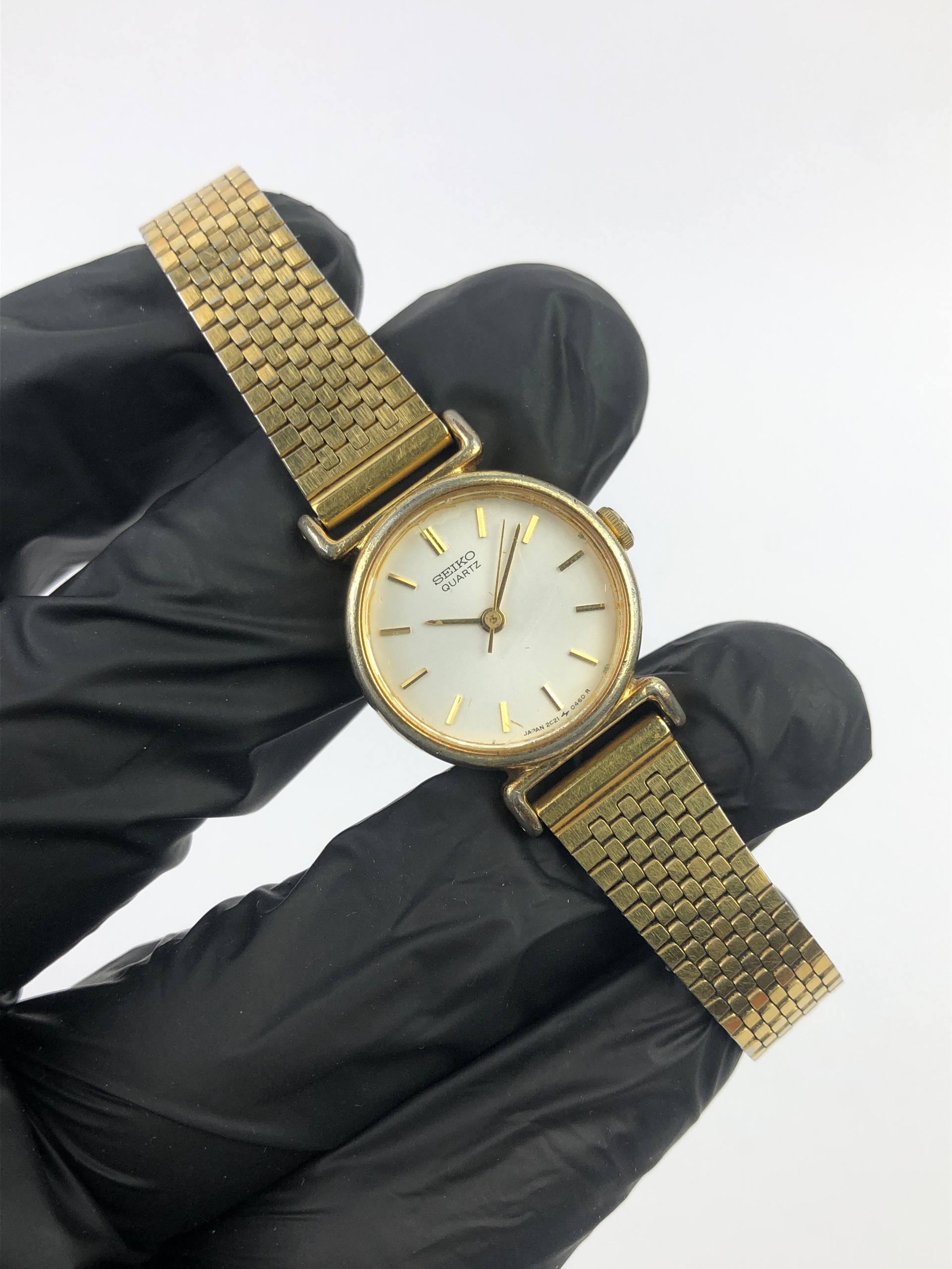 BEAUTIFUL SEIKO QUARTZ LADIES ALL ORIGINAL - Gambar 4