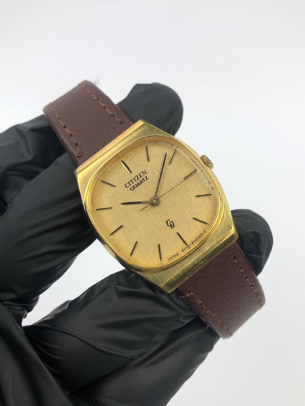 CITIZEN CRYSTON QUARTZ GOLD TEXTURE DIAL - Gambar 4