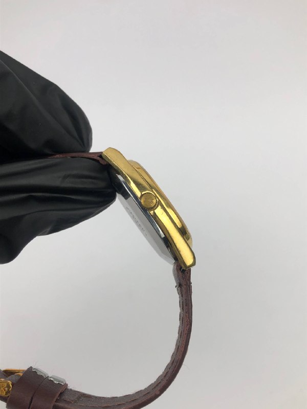 CITIZEN CRYSTON QUARTZ GOLD TEXTURE DIAL - Gambar 5