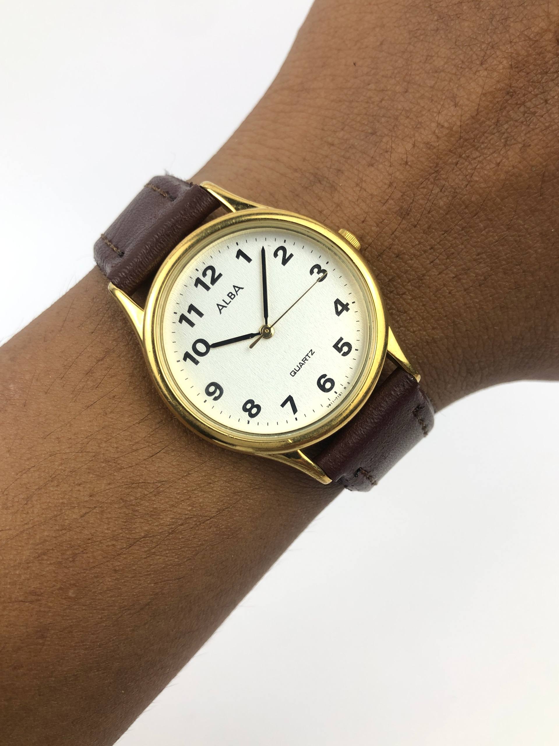 ALBA QUARTZ NUMERIK TEXTURE DIAL