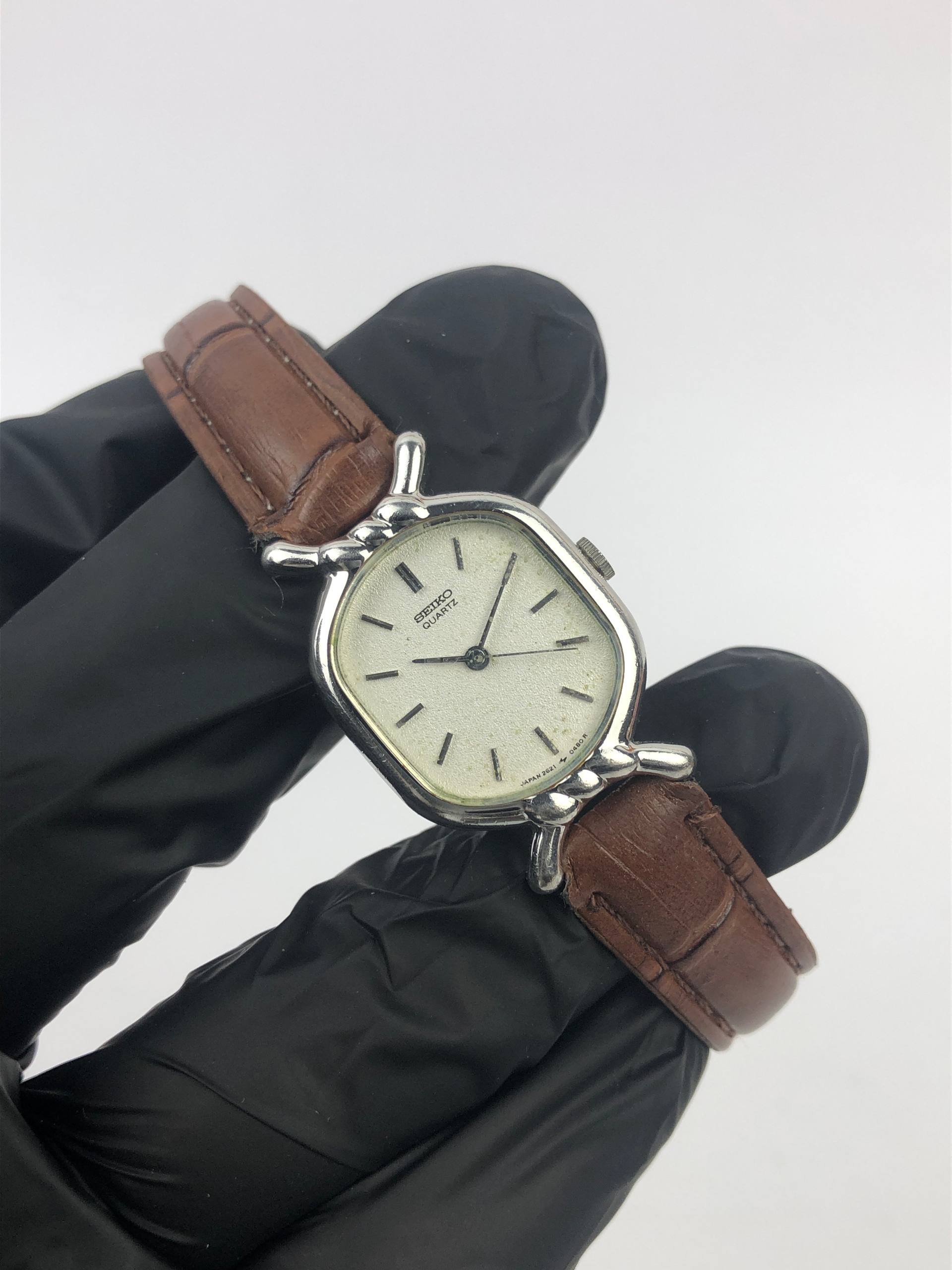 KLASIK SEIKO LADIES QUARTZ SNOWFLAG VANCY LUG - Gambar 4