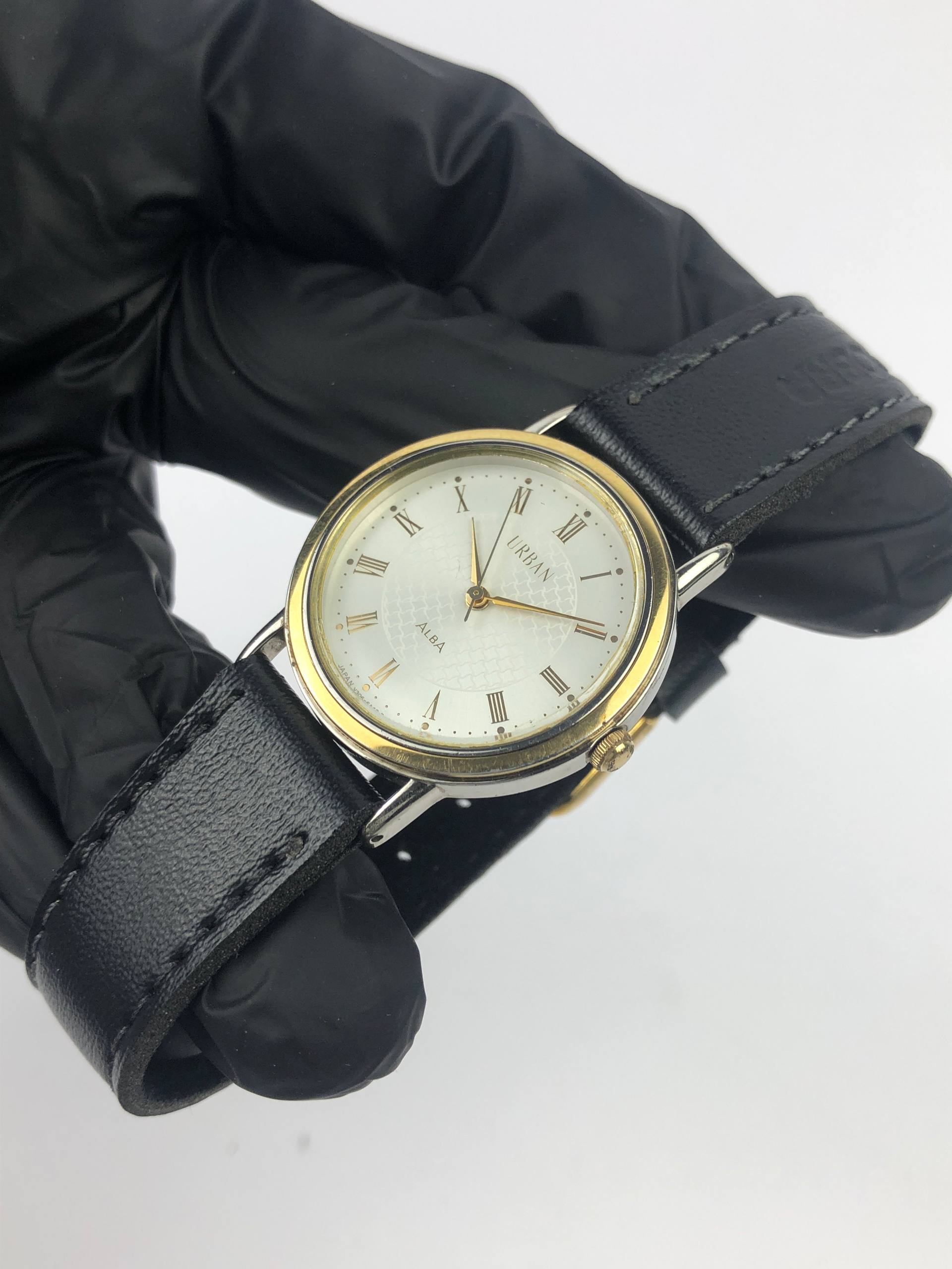 ALBA URBAN ROMAN GUILOCHE DIAL - Gambar 3