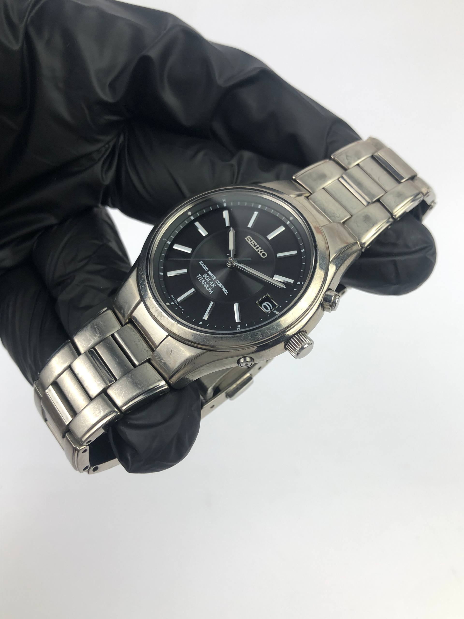 SEIKO RADIOWAVE FULL TITANIUM ALL ORIGINAL - Gambar 5