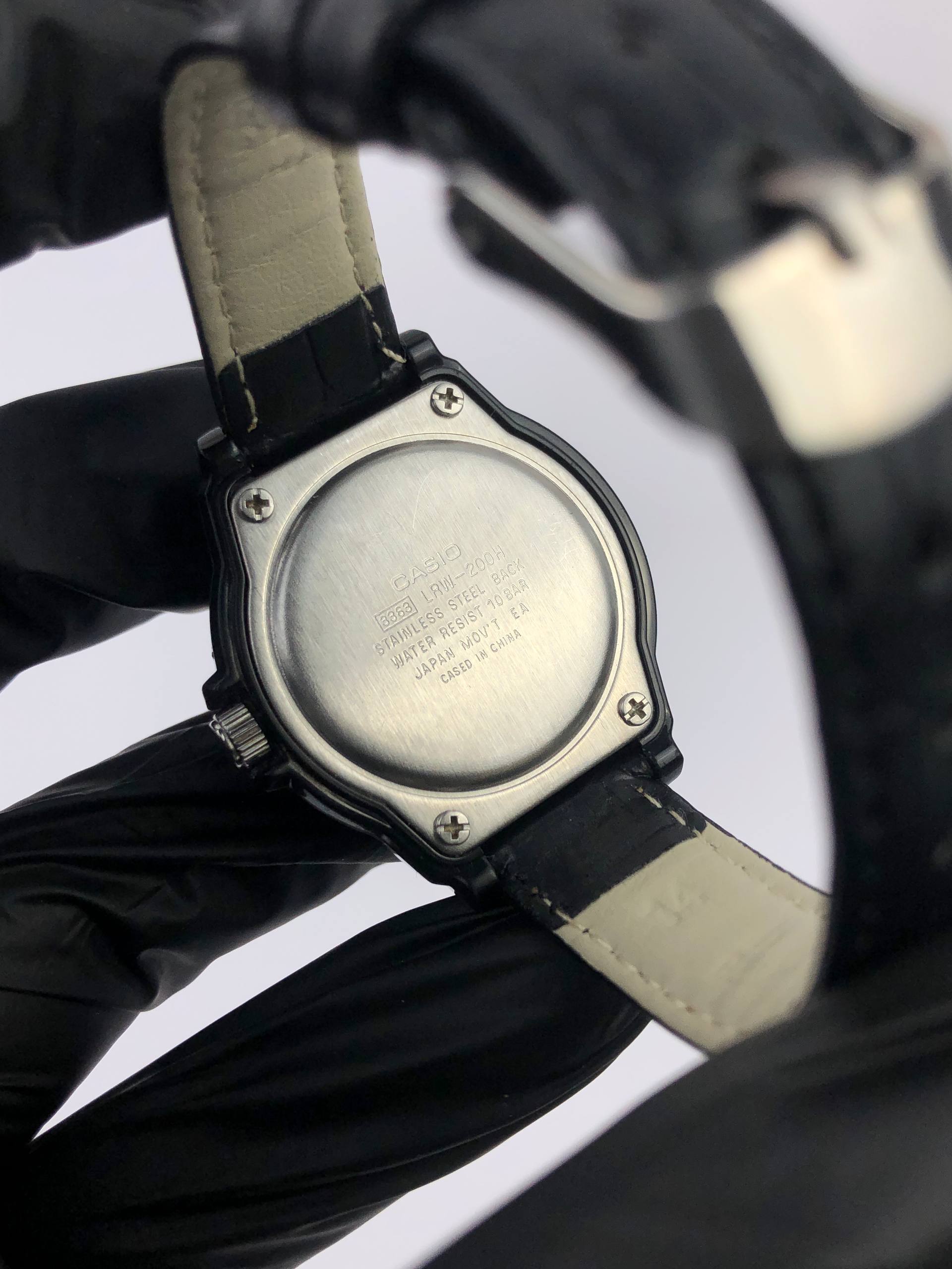 CASIO SPORTY LADIES DIVER MODEL - Gambar 7