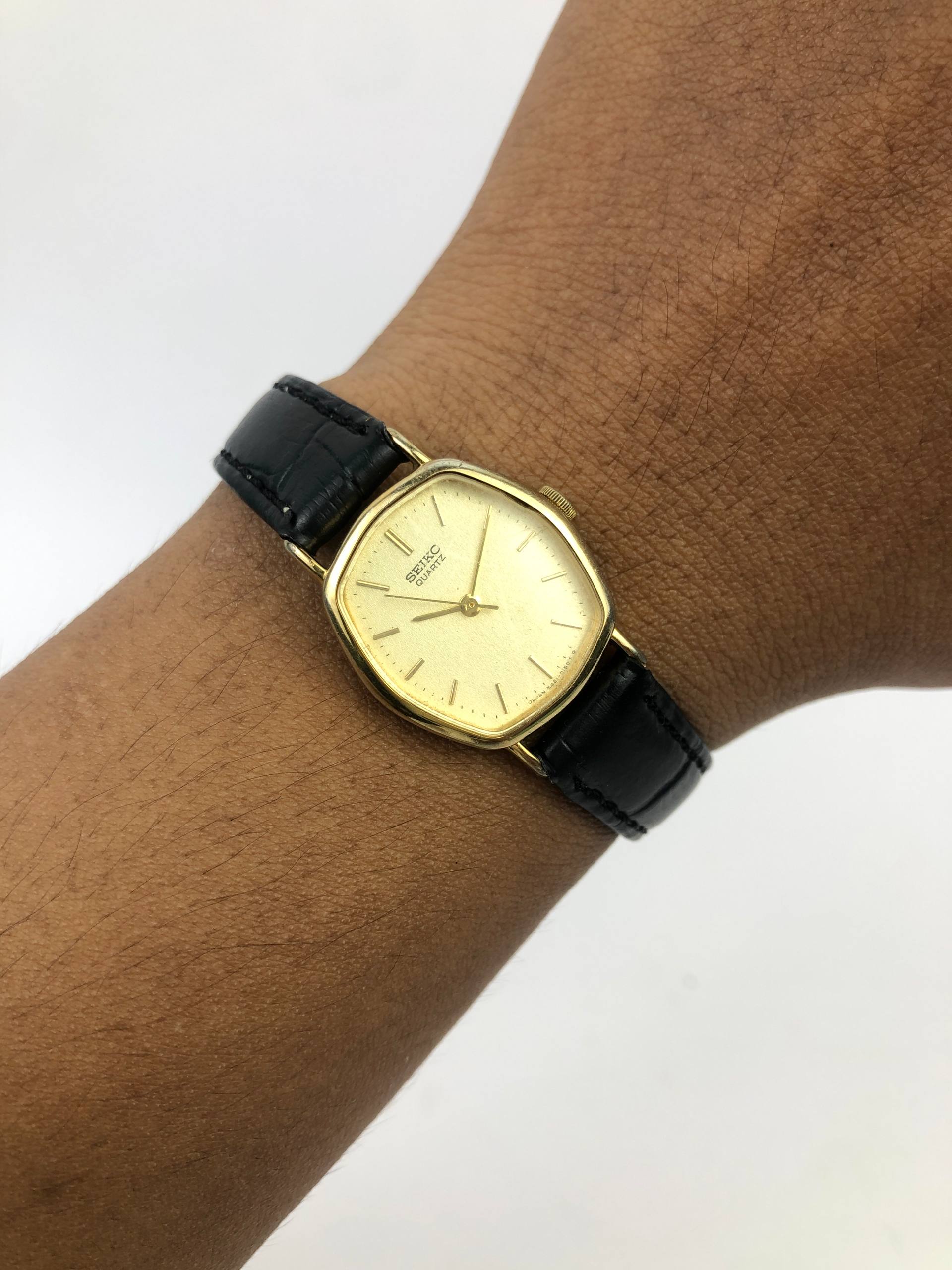 SEIKO QUARTZ OCTAGON LADIES