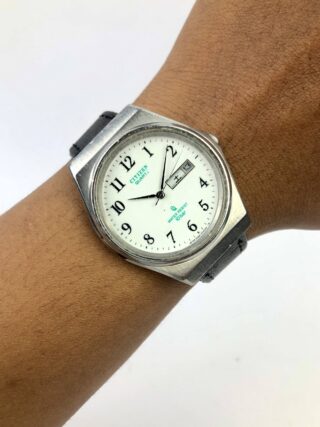 CITIZEN CRYSTON QUARTZ NUMERIK JAN DAYDATE