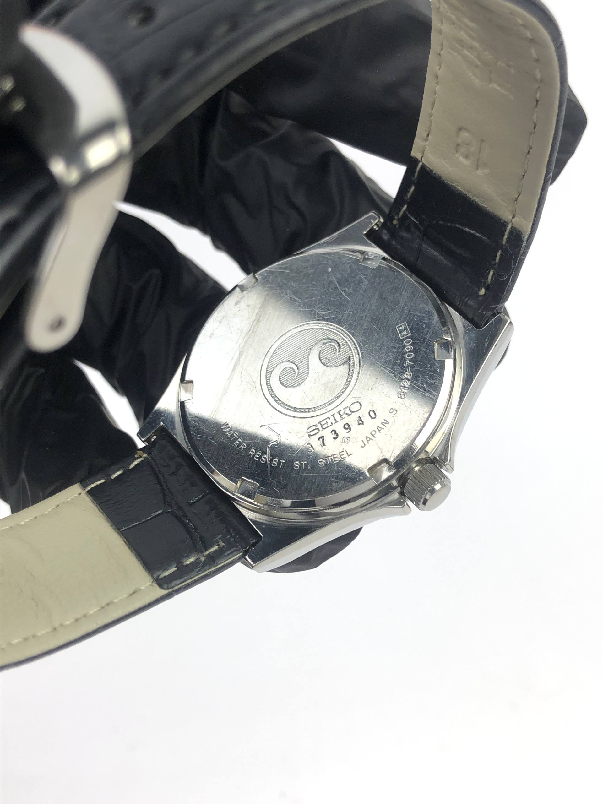 SEIKO CHRONOS DAYDATE - Gambar 7