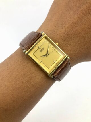 DRESSWATCH SEIKO TANK QUARTZ