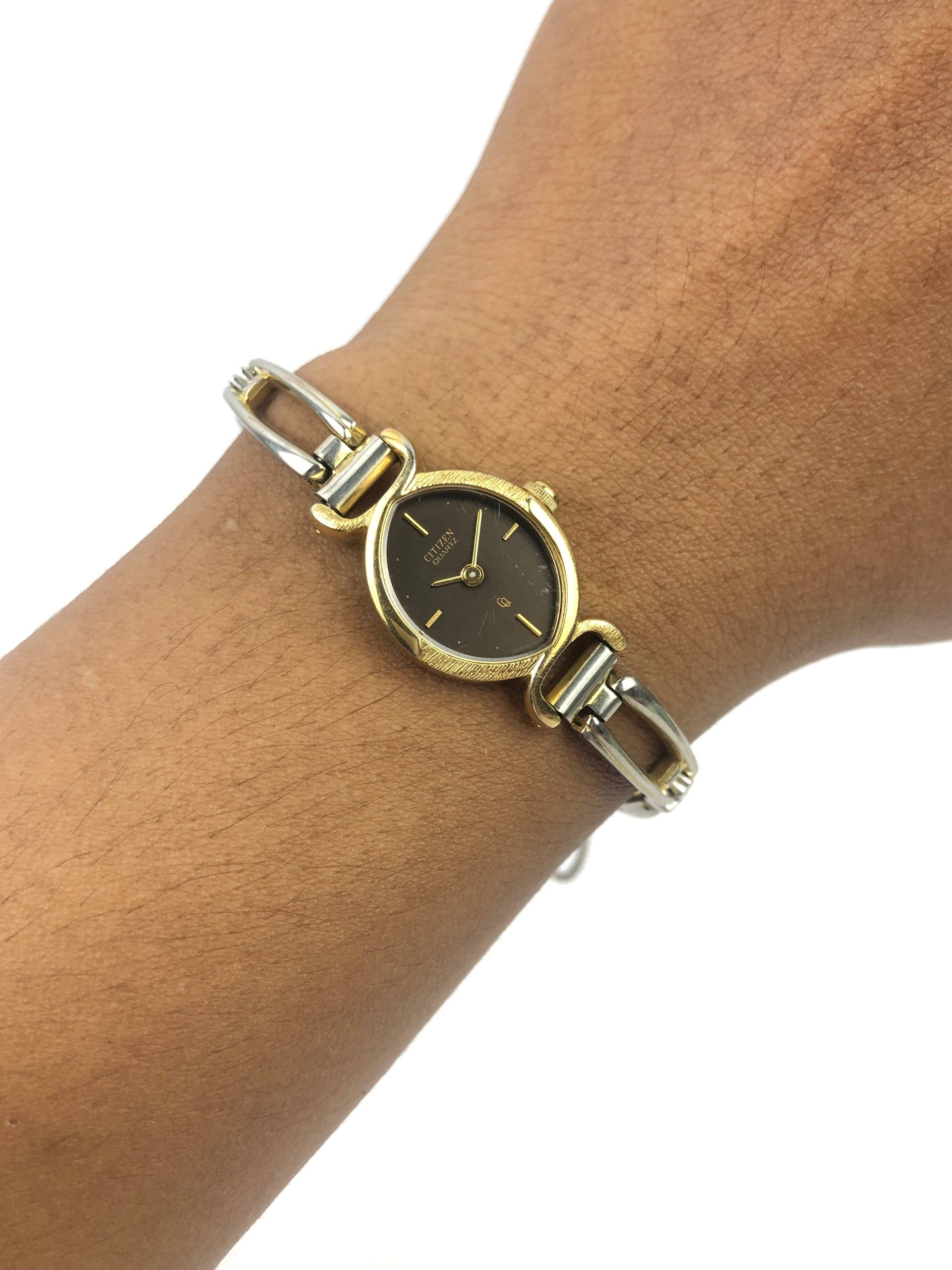 BEAUTIFUL CITIZEN BANGLE CQ
