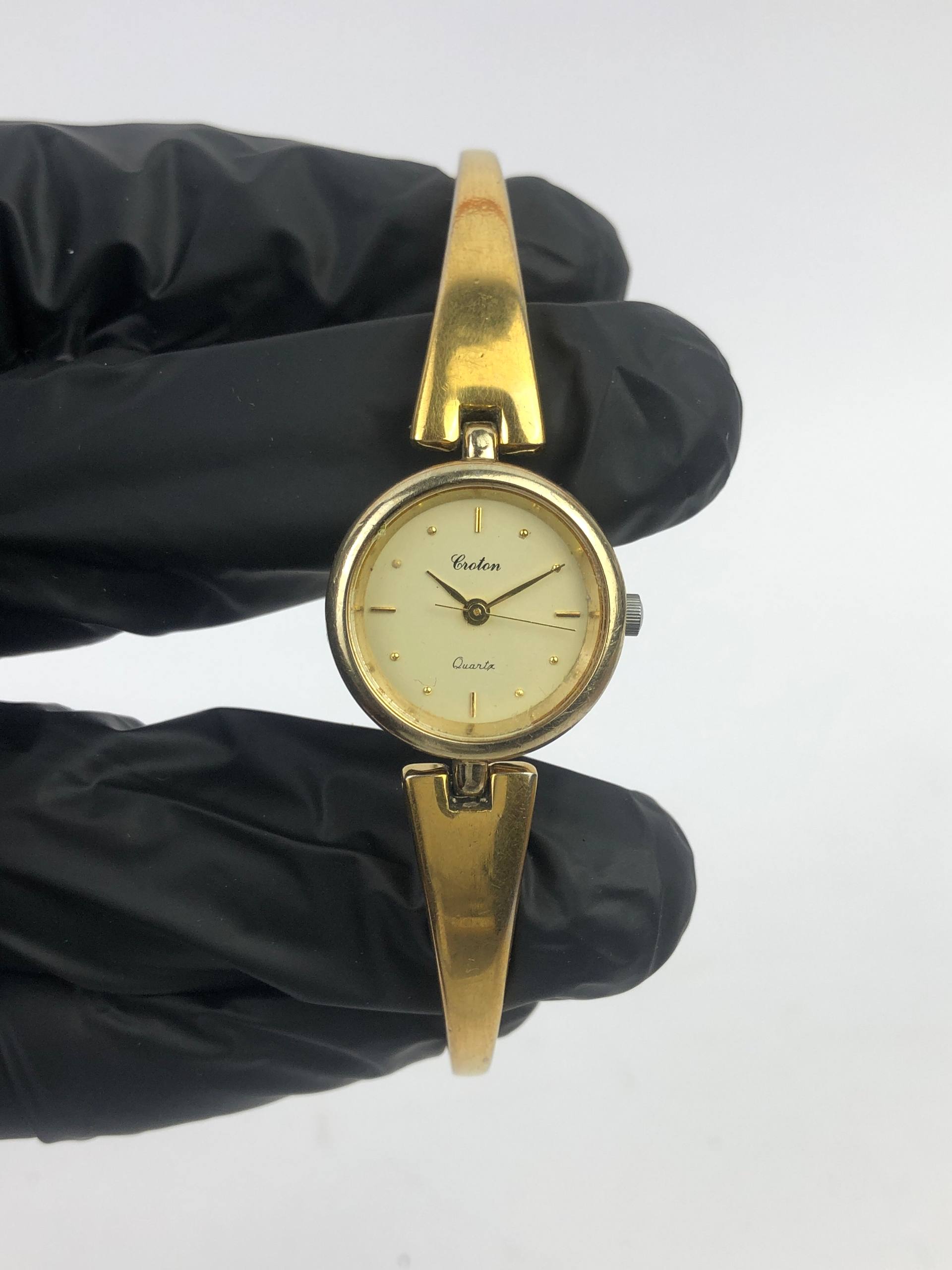 BANGLE WATCH LADIES CROTON JAPAN - Gambar 2