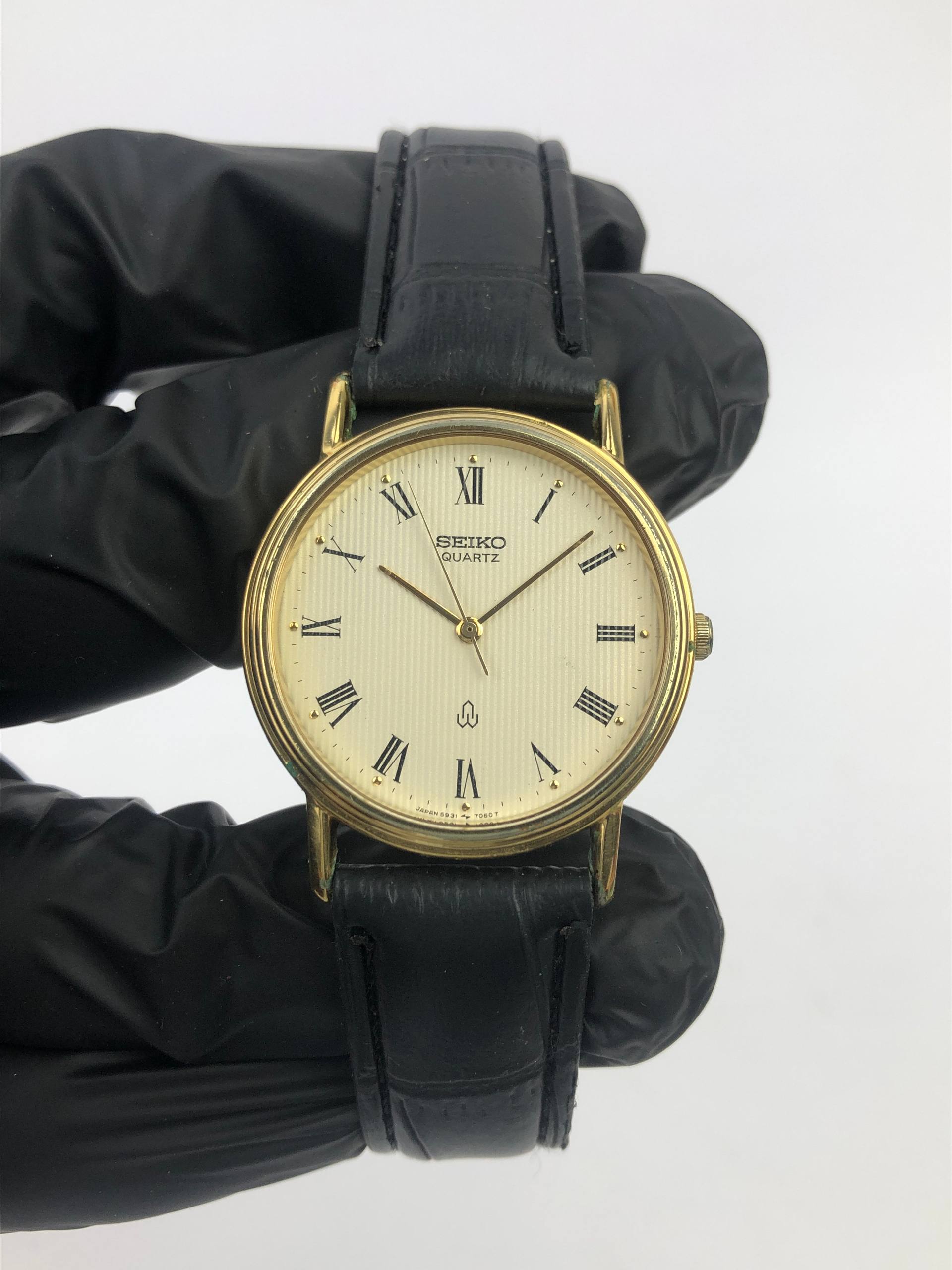 SEIKO QUARTZ ROMAN DIAL BERGARIS - Gambar 2