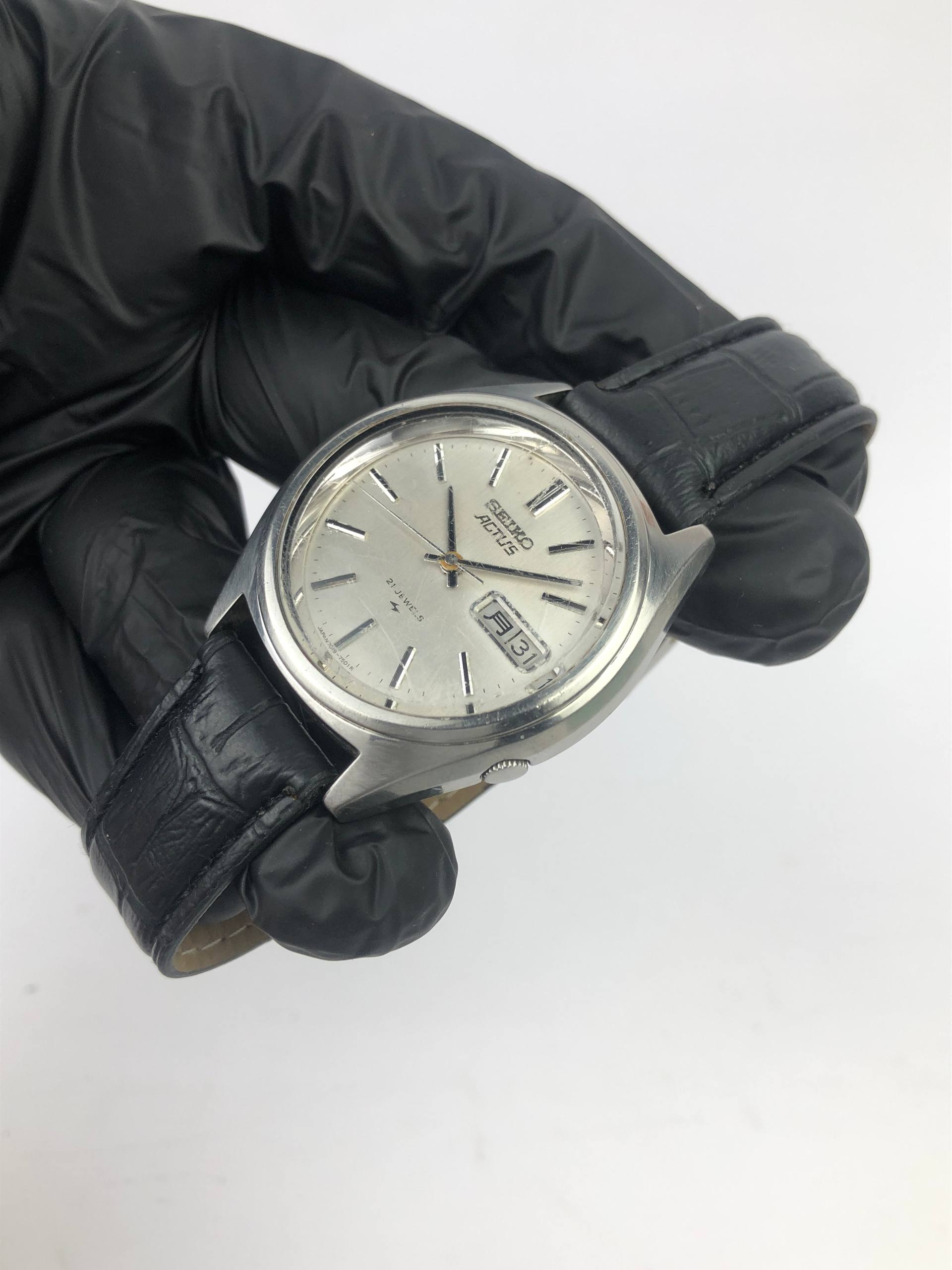 SEIKO ACTUS DAYDATE AUTOMATIC - Gambar 3