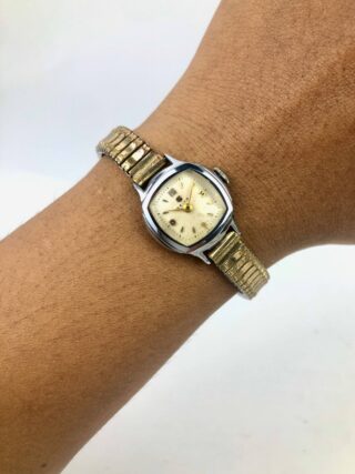 1960’s SEIKO LADIES MANUAL WINDING