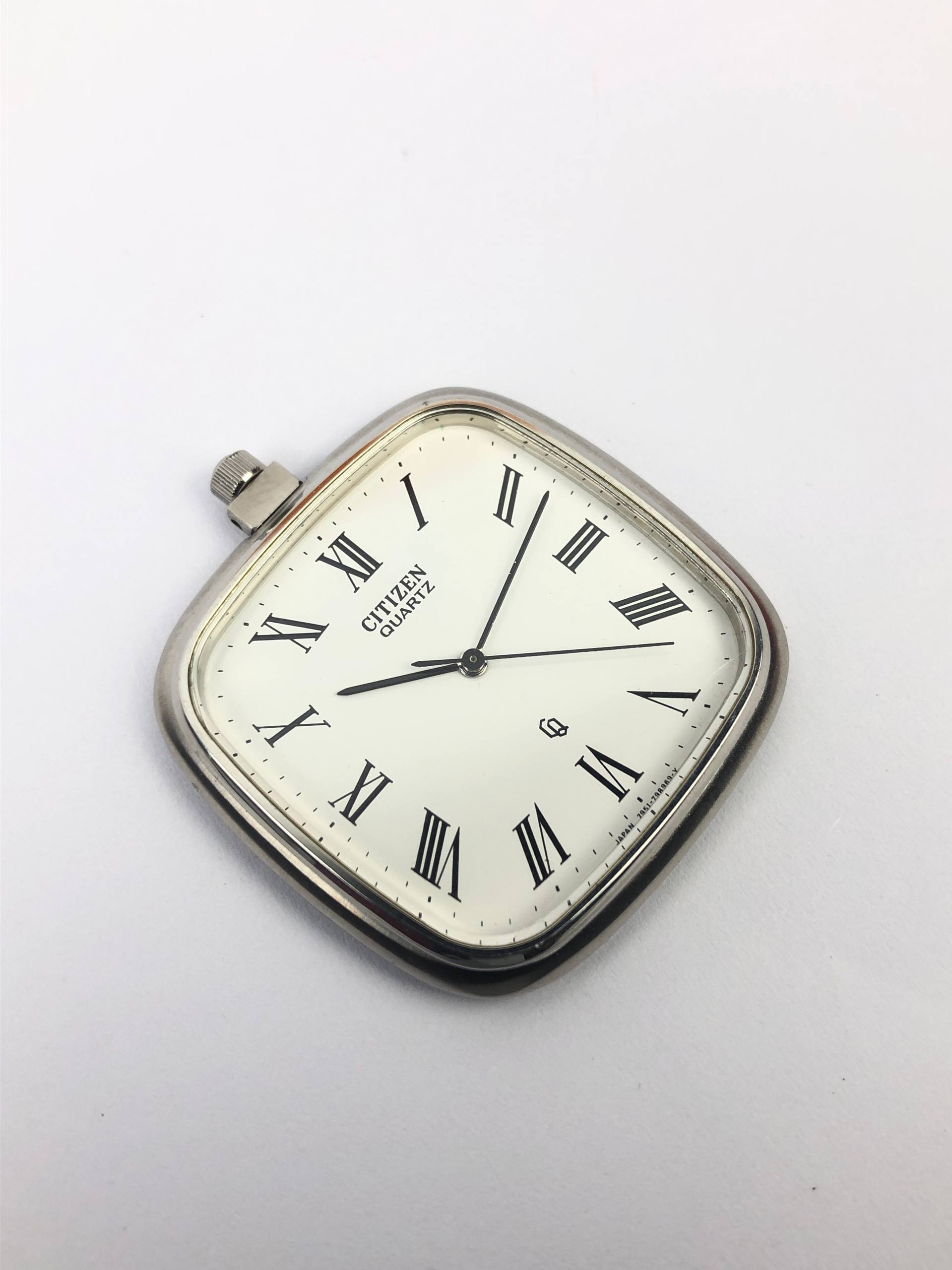 JAM SAKU CITIZEN ROMAN QUARTZ SQUARE - Gambar 3