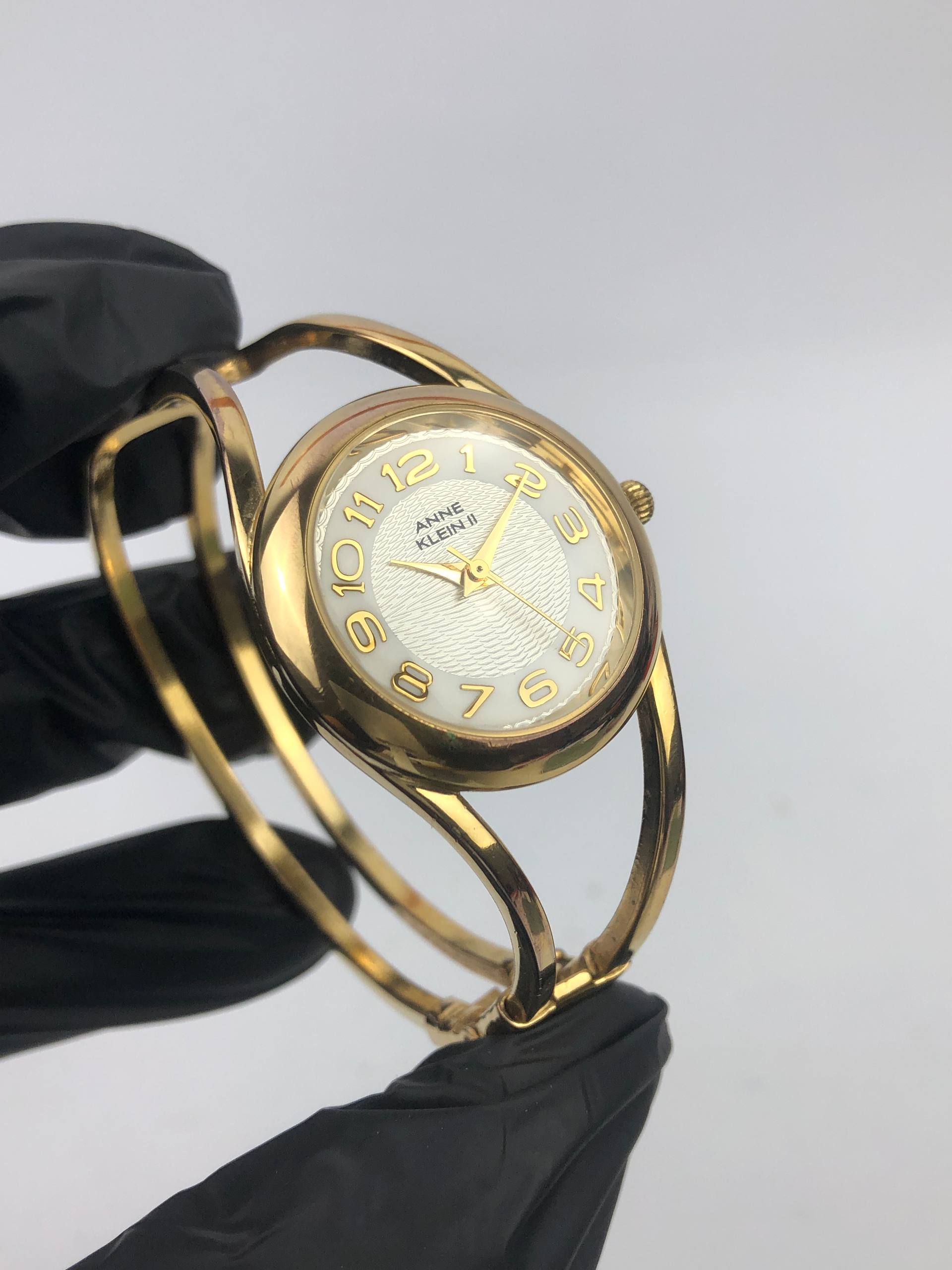 ANNE KLEIN II BANGLE WATCH JAPAN - Gambar 4