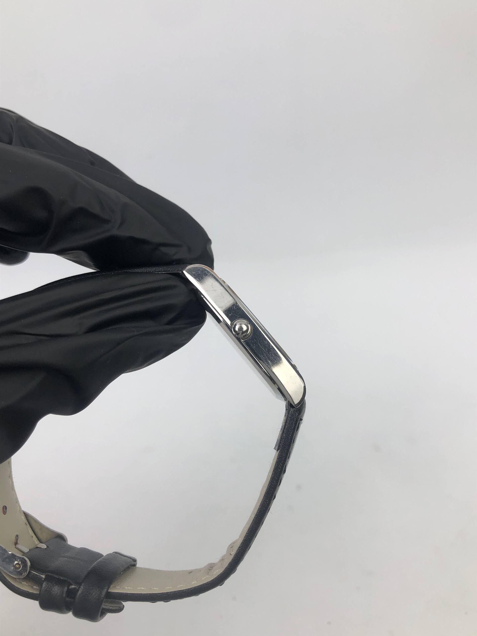 SEIKO QUARTZ ANALOG CUSHION CASE - Gambar 4
