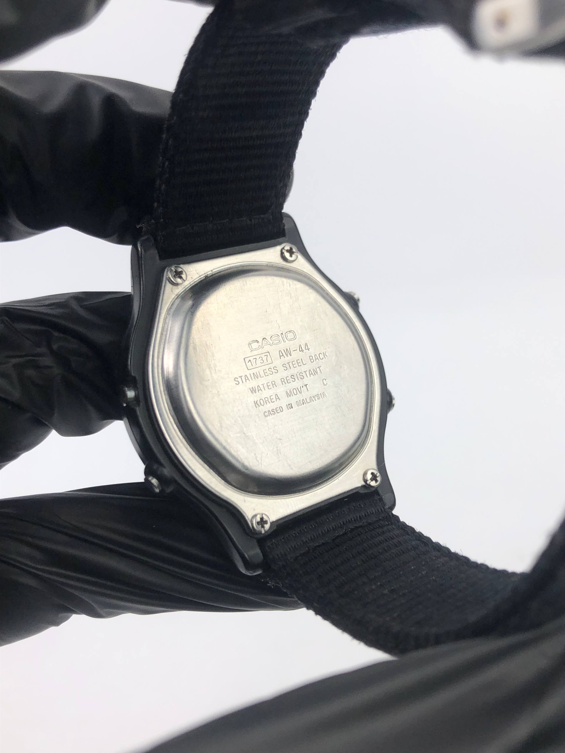 CASIO VINTAGE ILUMINATOR DUAL TIME - Gambar 7