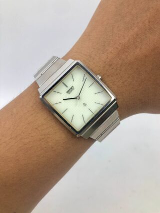 JDM SEIKO QUARTZ TANK / SQUARE WHITE GUILOCHE DIAL