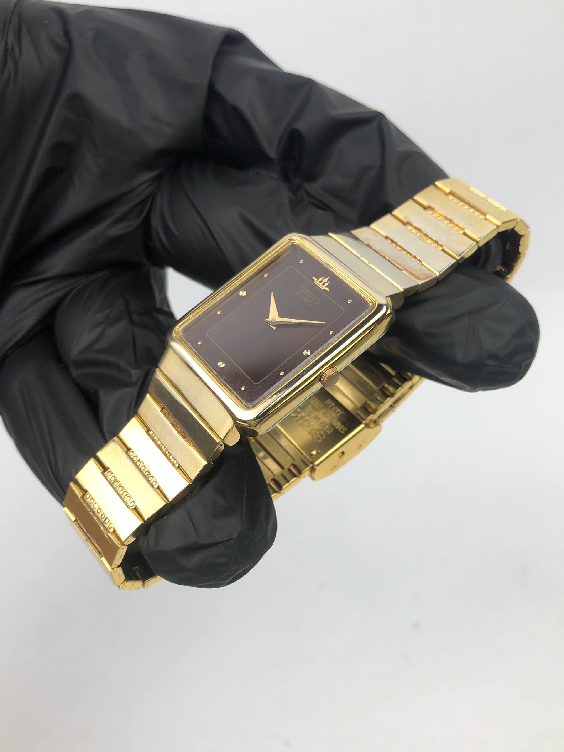 SEIKO GALAXY TANK GOLD MAROON DIAL (RARE DIAL) - Gambar 3