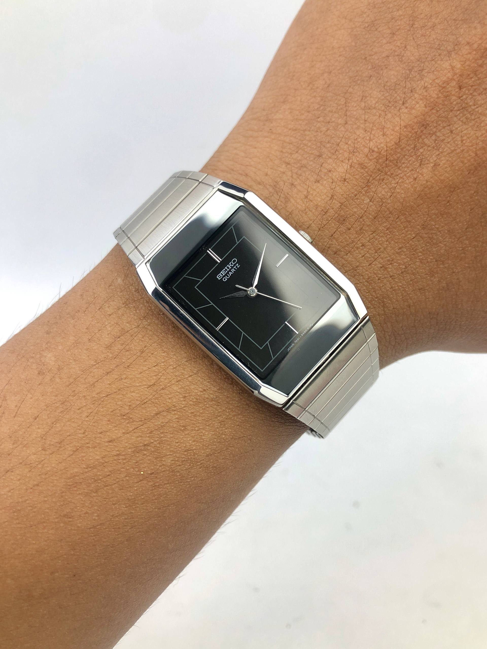 1980’S SEIKO QUARTZ ‘ROBOCOP’ RECTANGULAR ALL ORIGINAL