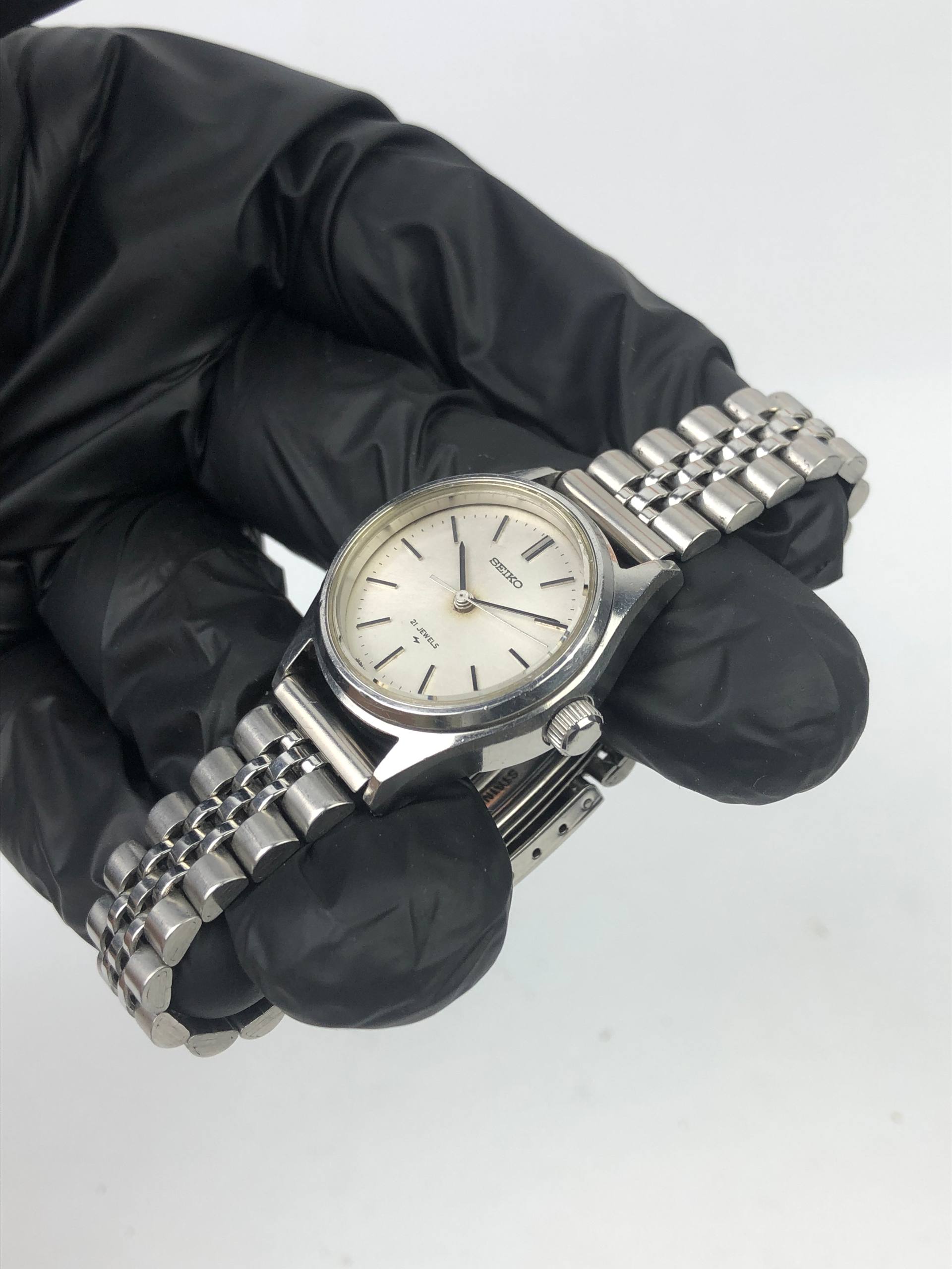 SEIKO LADIES SIMPLE ANALOG - Gambar 3