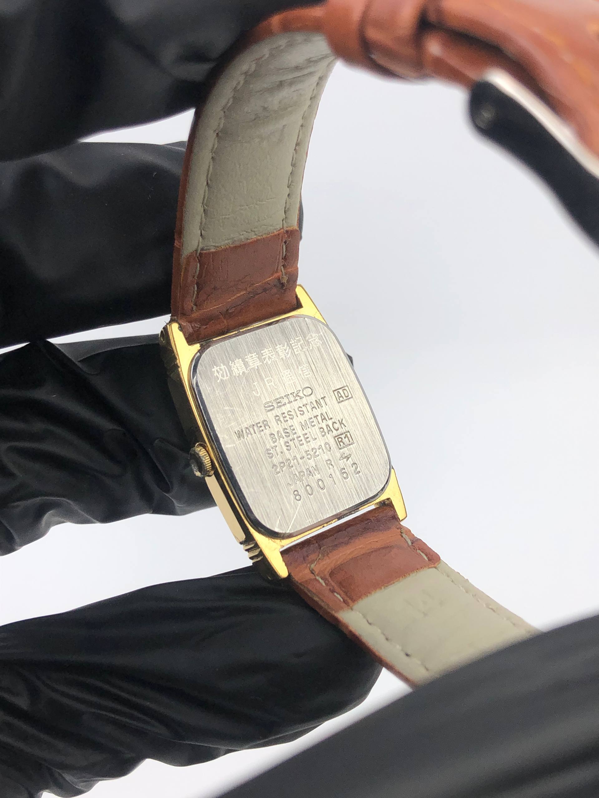 SEIKO LADIES TANK VANCY LUG TEXTURE DIAL - Gambar 7