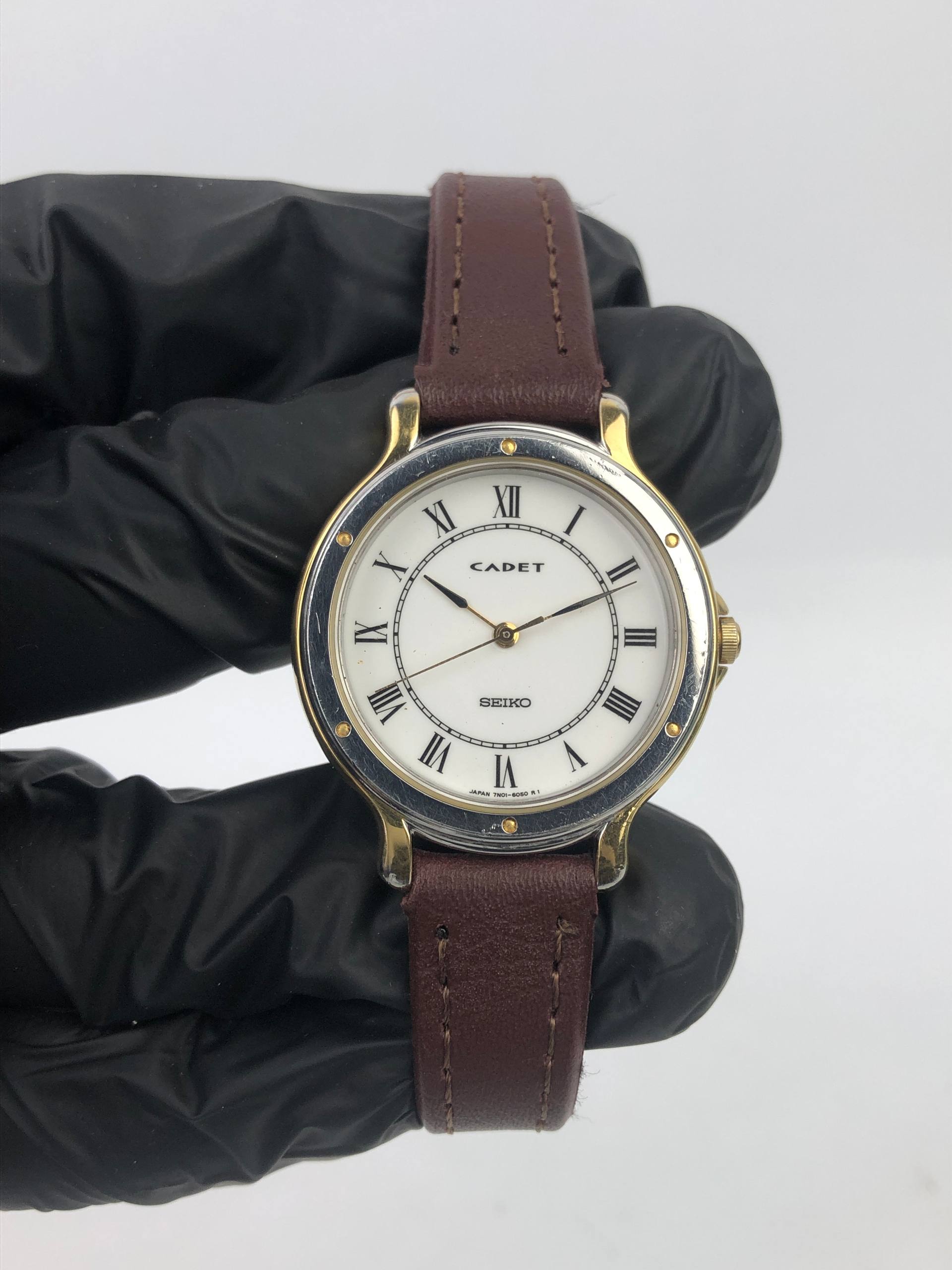 SEIKO CADET TWOTONE ROMAN DIAL - Gambar 2