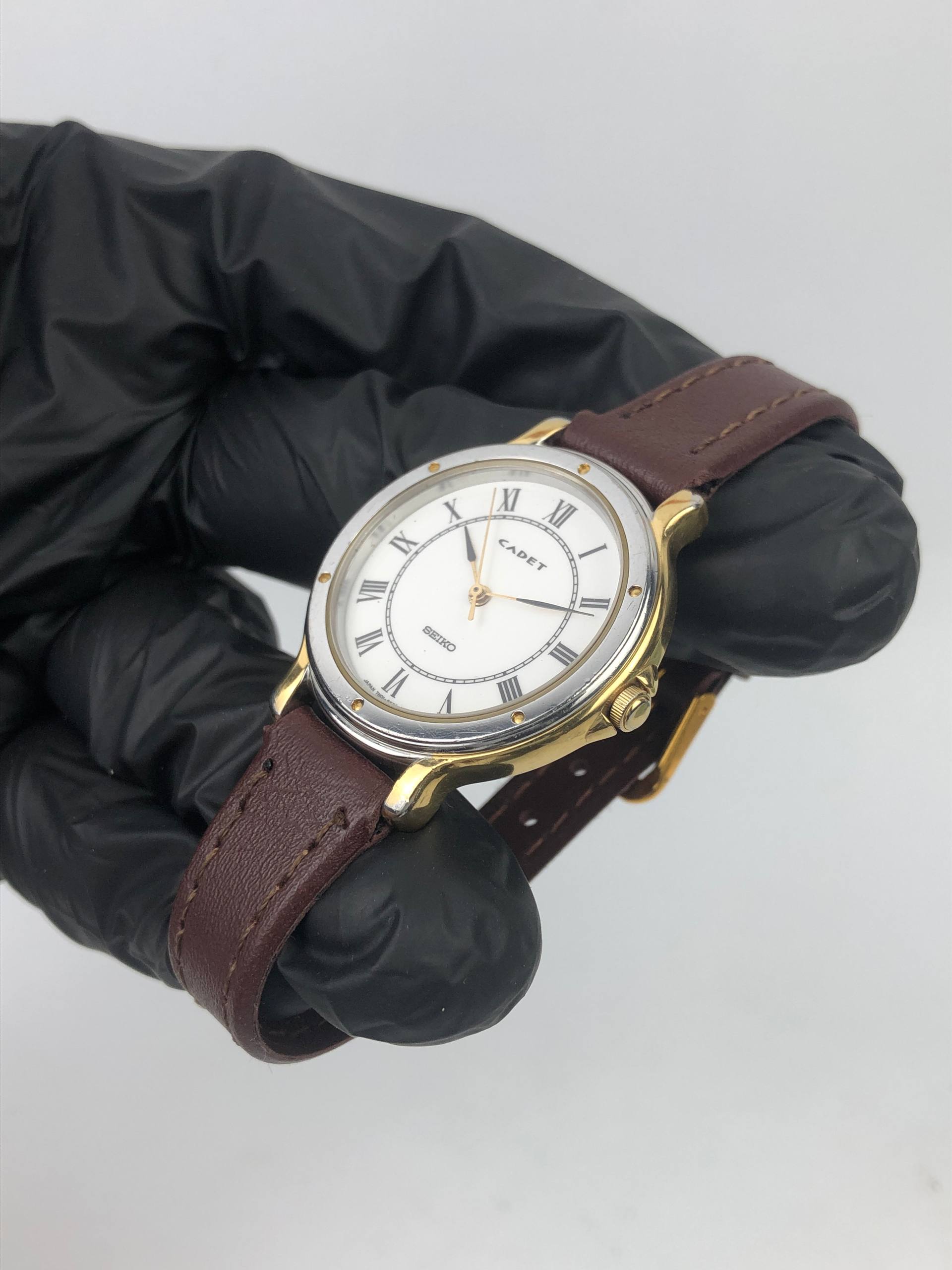 SEIKO CADET TWOTONE ROMAN DIAL - Gambar 3