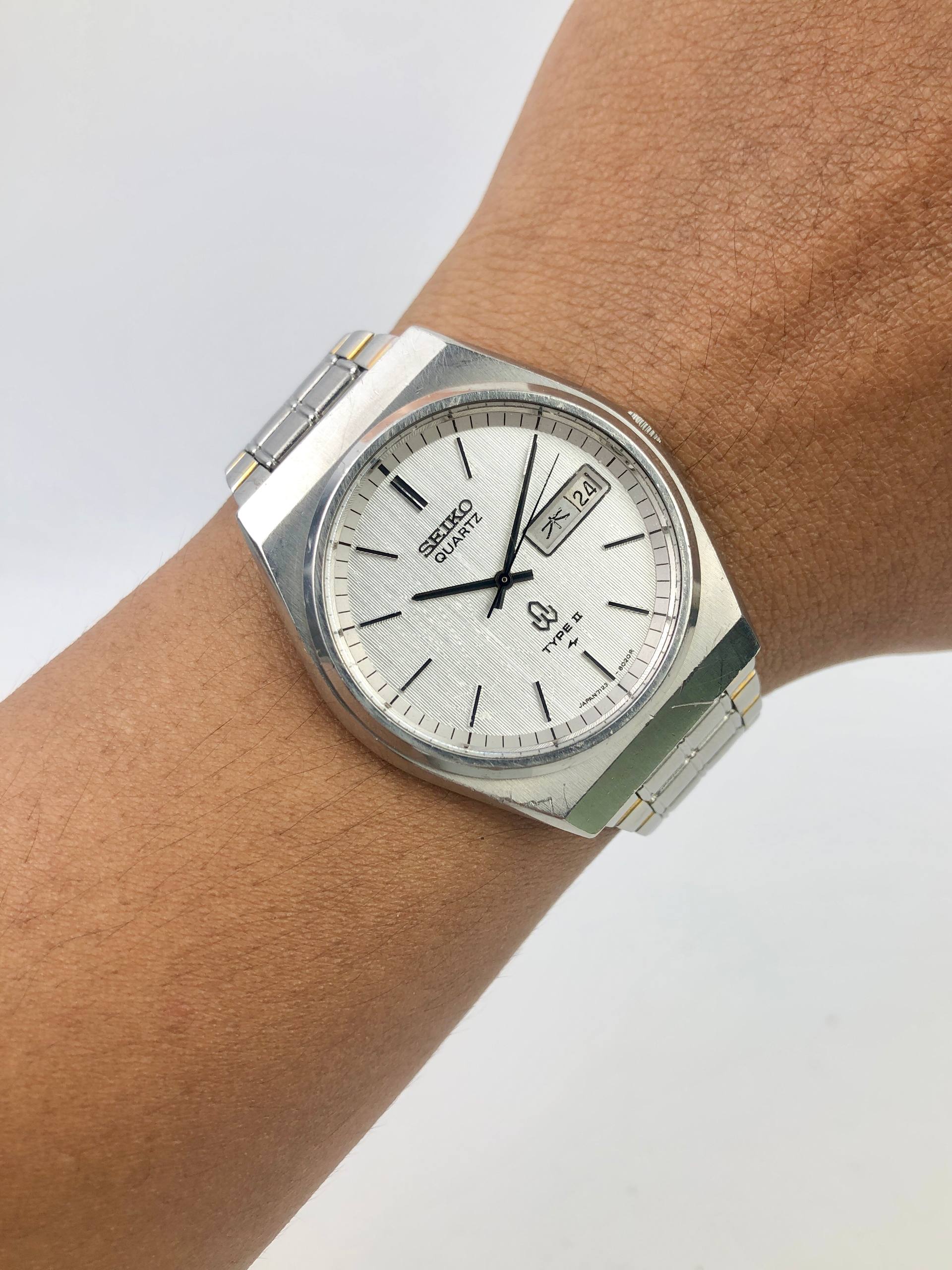 SEIKO SILVERWAVE TYPE II DAYDATE LINEN DIAL