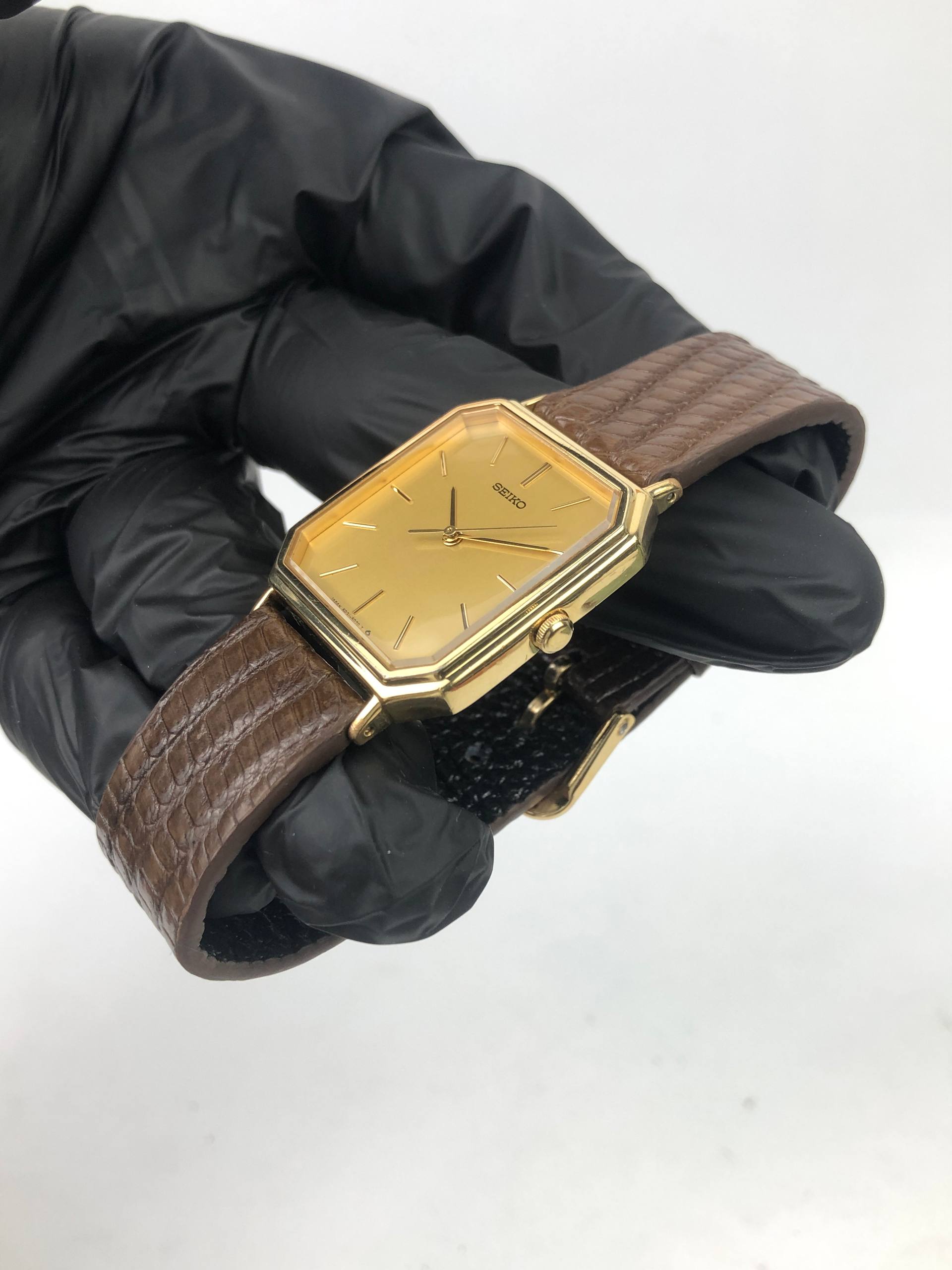 SEIKO QUARTZ OCTAGON HANDMADE LEATHER STRAP - Gambar 3