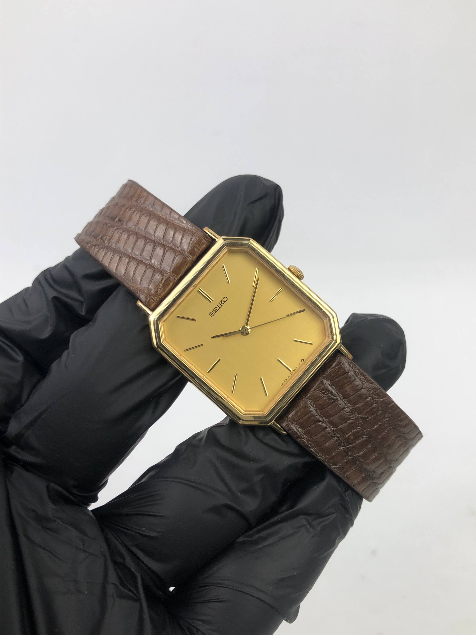 SEIKO QUARTZ OCTAGON HANDMADE LEATHER STRAP - Gambar 4