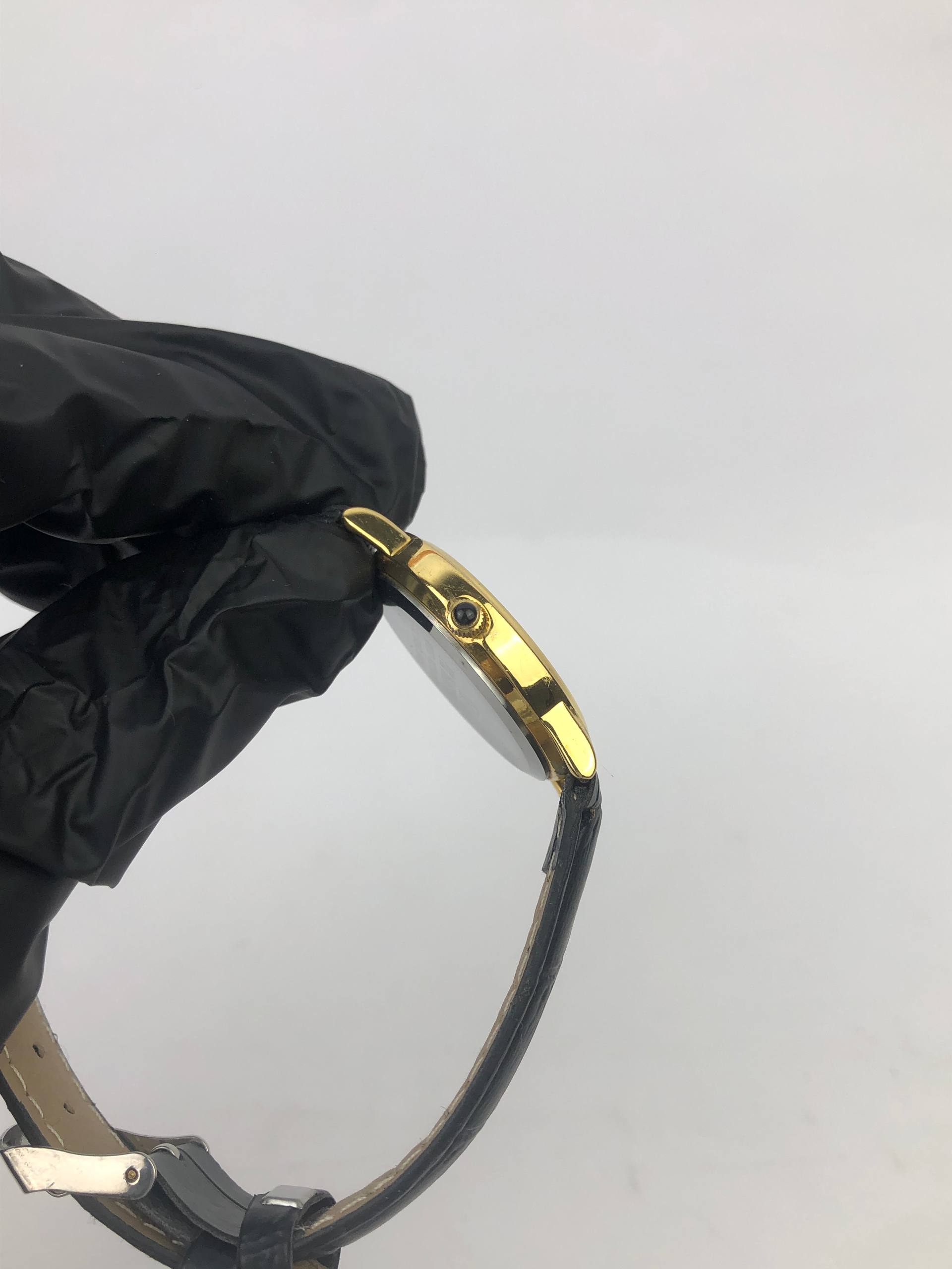 DRESSWATCH KLASIK PERVALENTINO UNISEX - Gambar 5